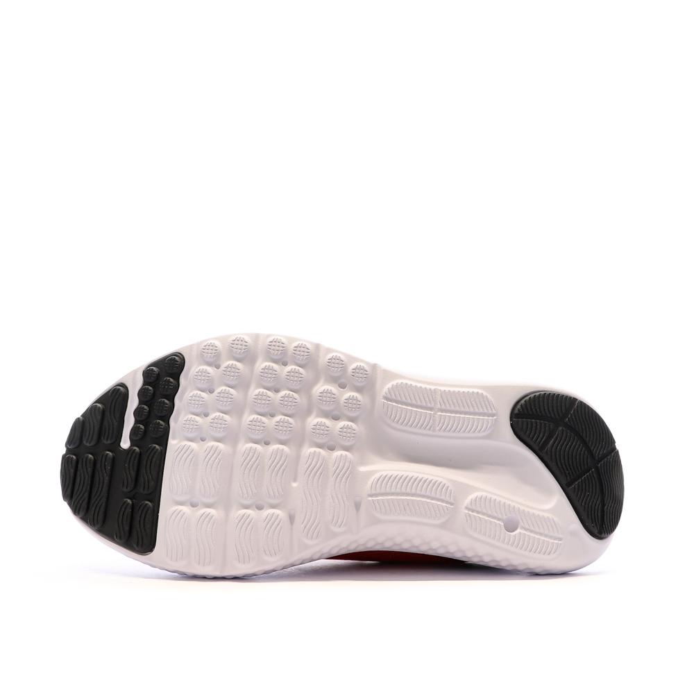 Under Armour Baskets Rouge Garçon Under Armour Surge 4