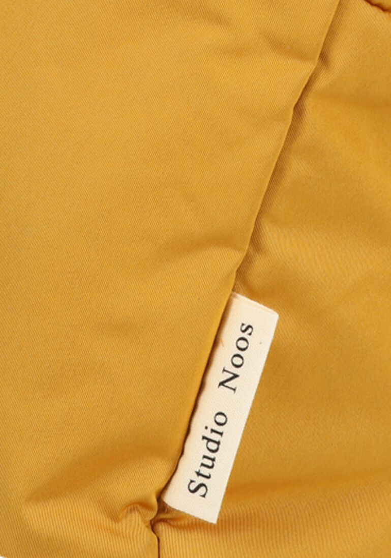 STUDIO NOOS gele studio noos rugtas puffy backpack