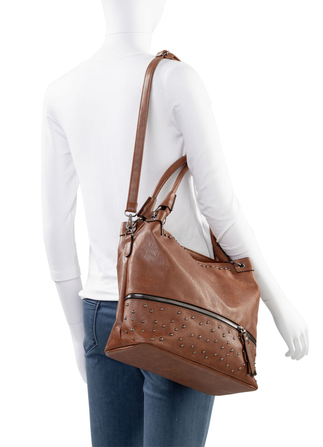 Tasche mit trendigen Ziernieten