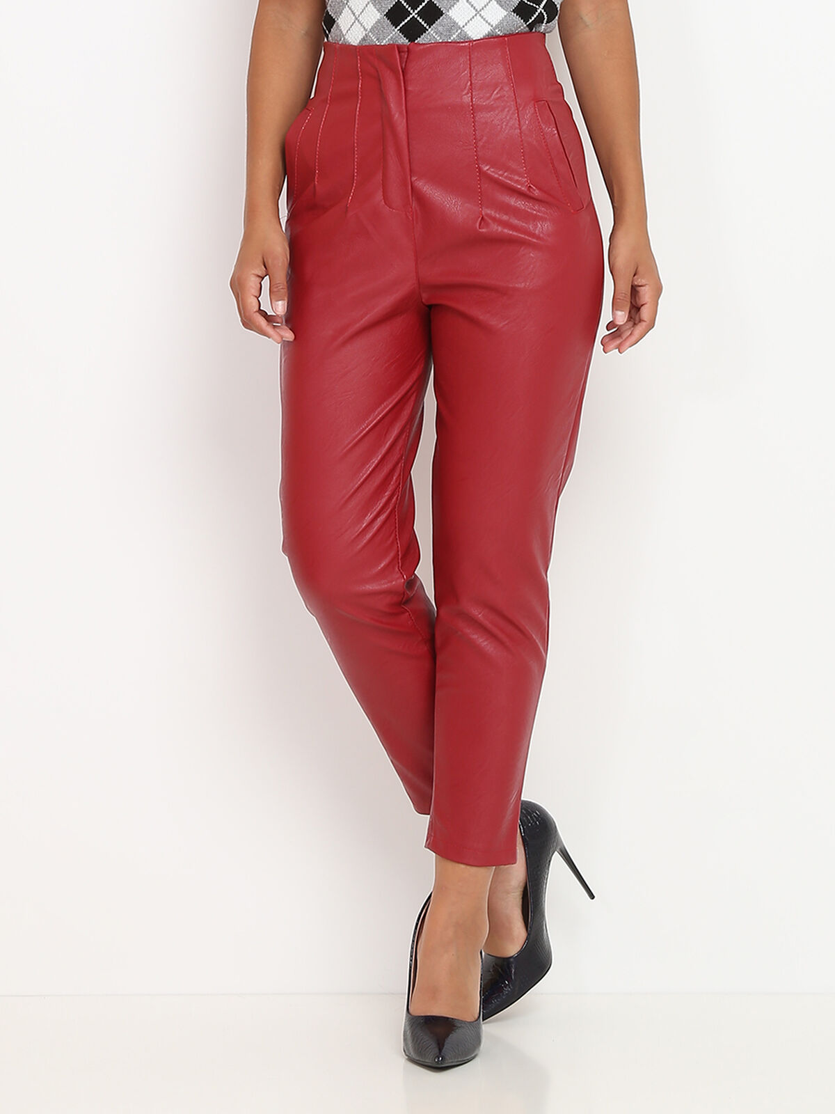 Pantalon droit à pinces en simili- Rouge