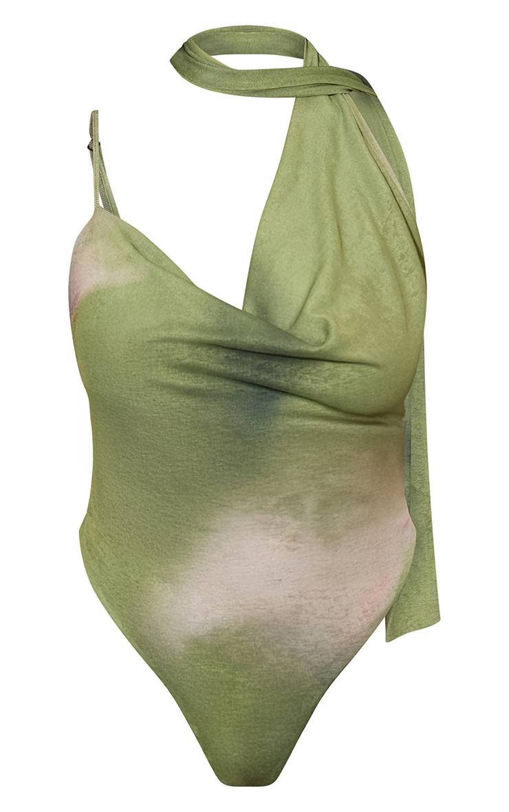 Vert Body Moulant À Jambes Hautes Et Col Bénitier Avec Détail Foulard Imprimé Pelure D'oignon