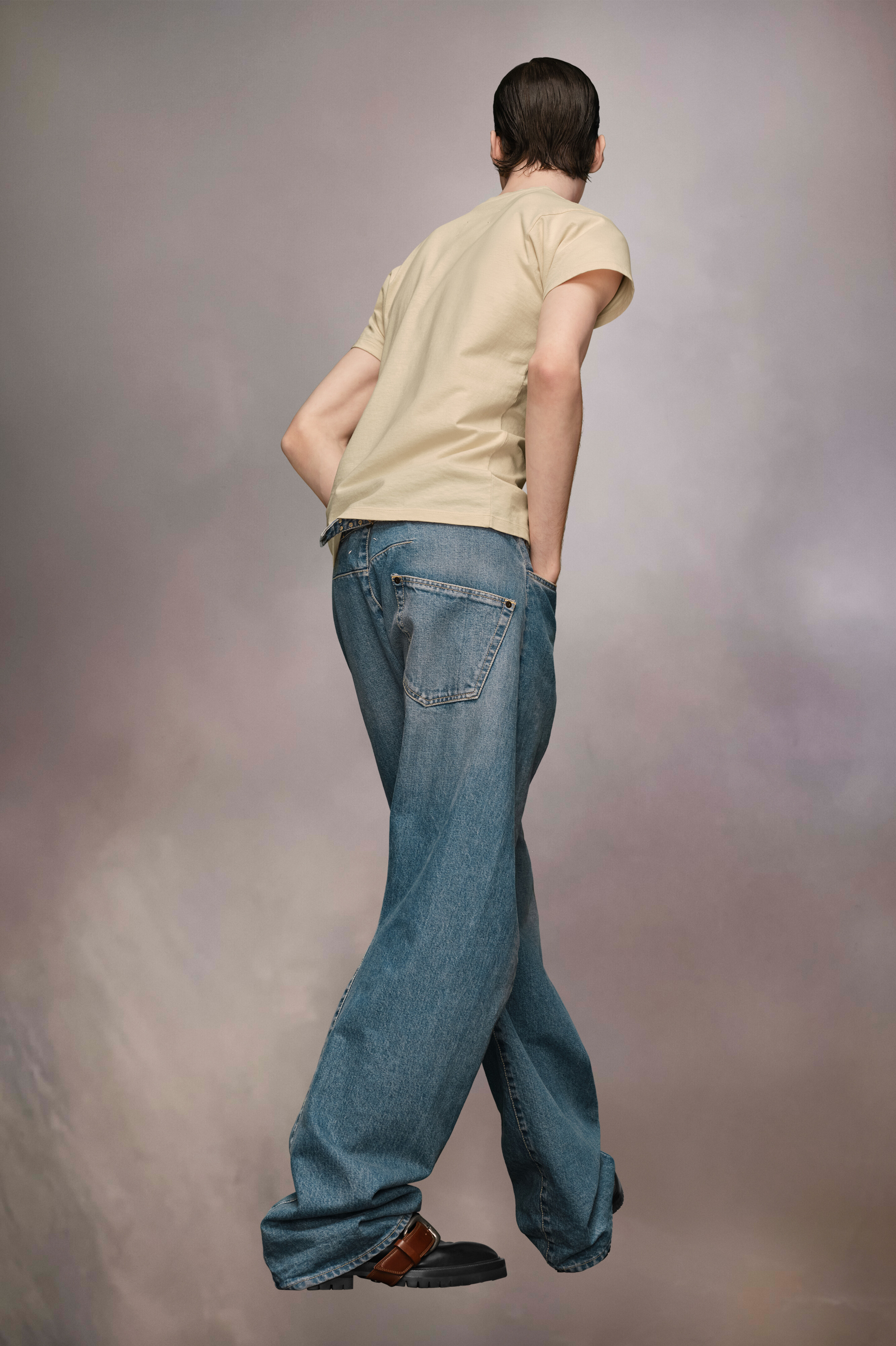 Jeans à couture diagonale