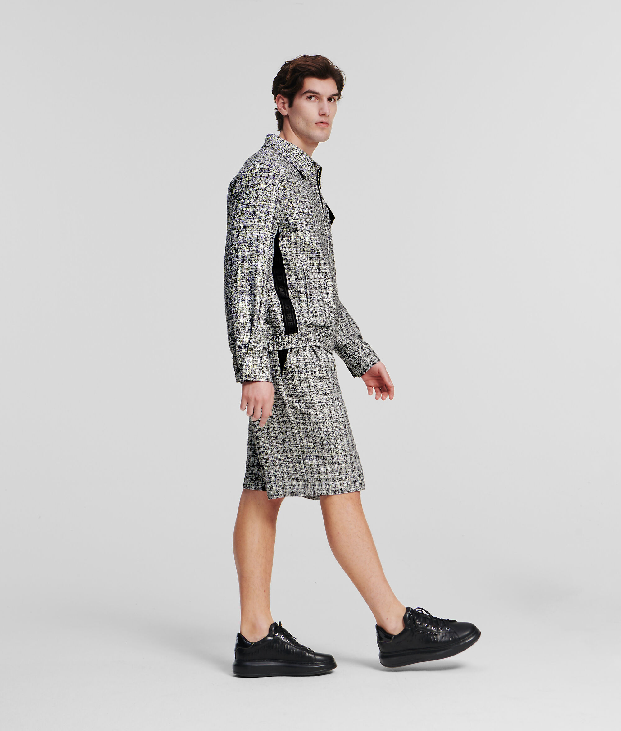 VESTE EN BOUCLÉ