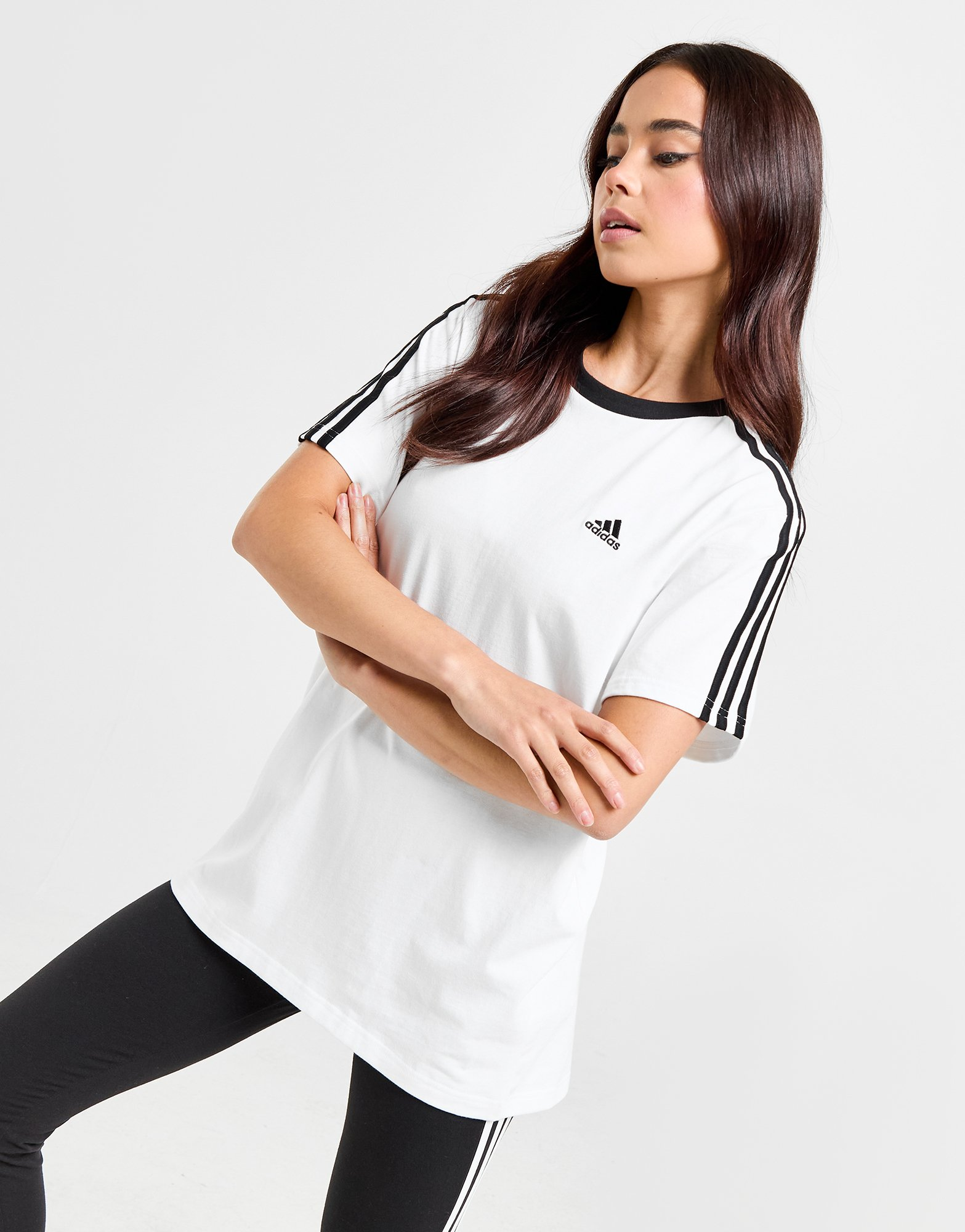 adidas T-shirt 3-Stripes Badge of Sport Femme