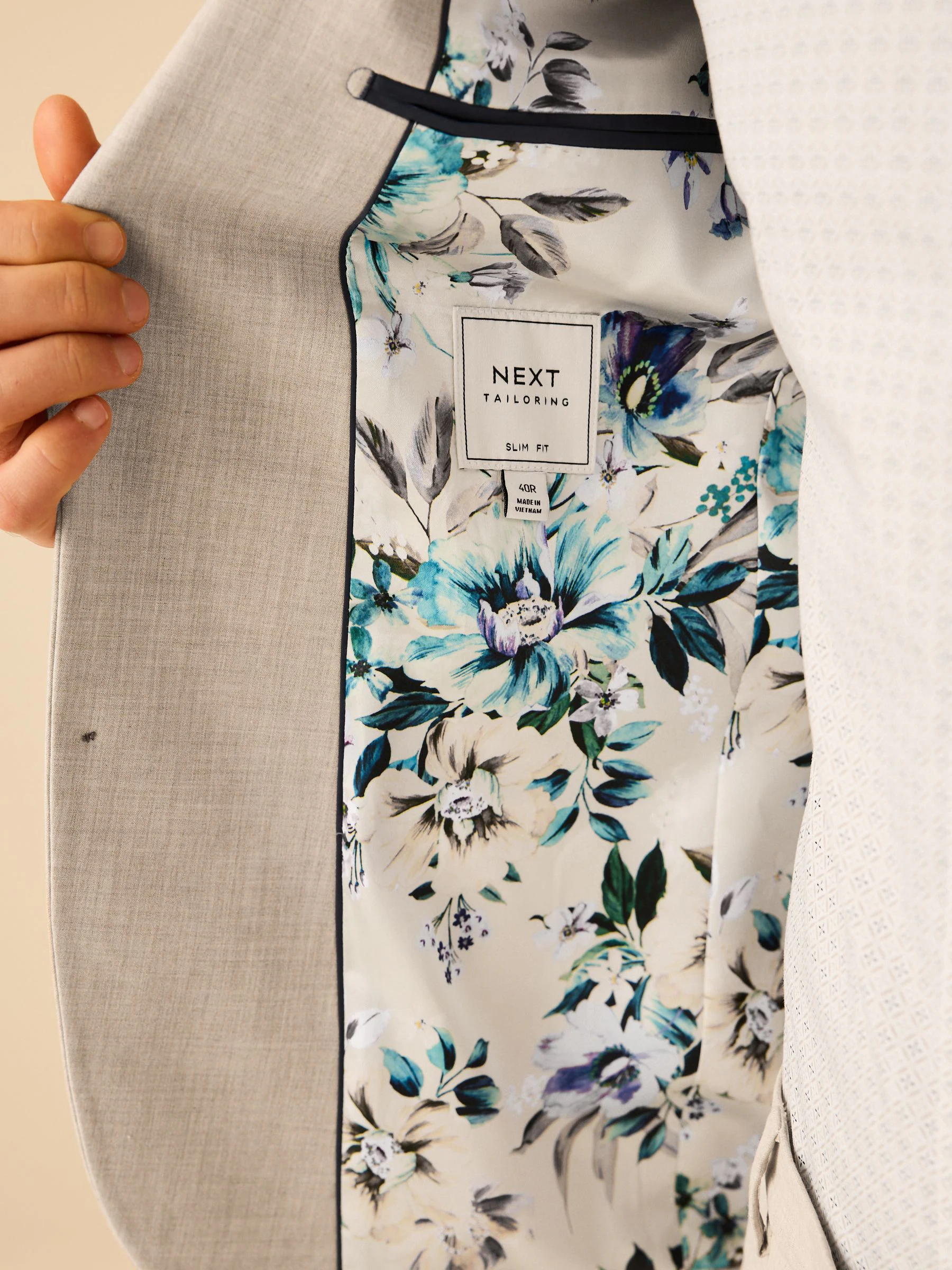 Pastelgeel - Slim Fit - Meegevend stretchkostuumjasje
