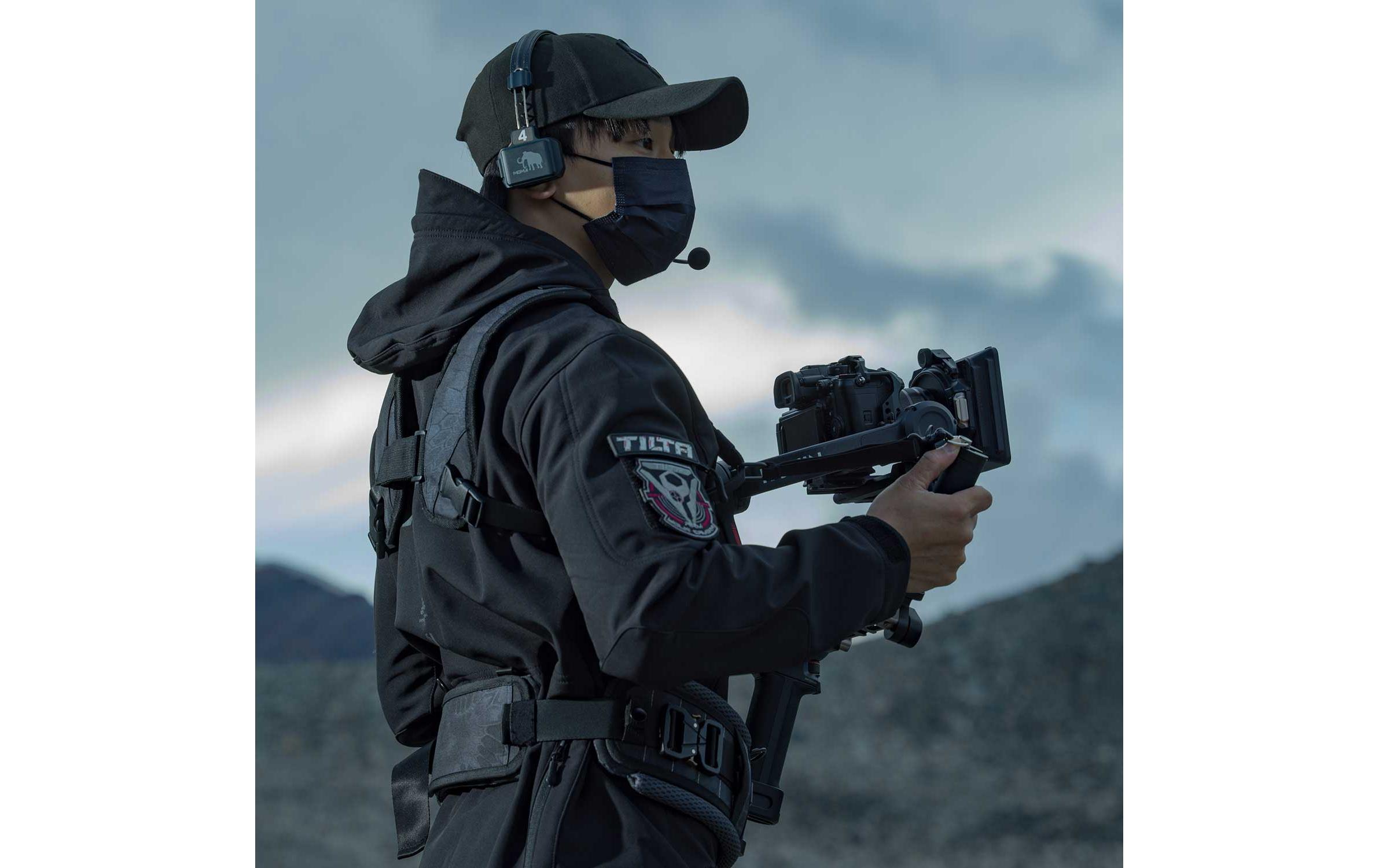 Lightweight Dual Handle Gimbal Support System<br>Leichtes Gimbal-Support-System zur Unterstützung kleinerer Handheld-Gimbals über längere Zeiträume