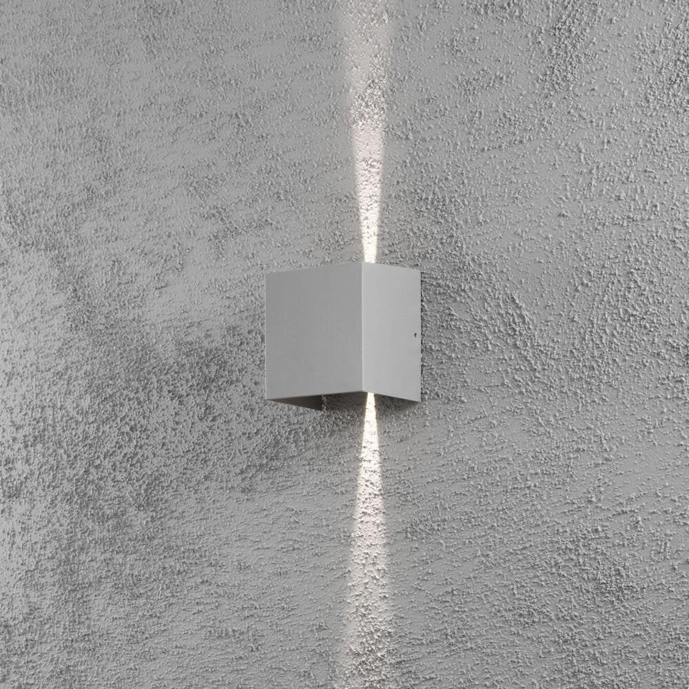Flexibele LED-wandlamp Cremona van grijs aluminium en helder acrylglas, instelbare lichtopbrengst, IP54, 130 mm