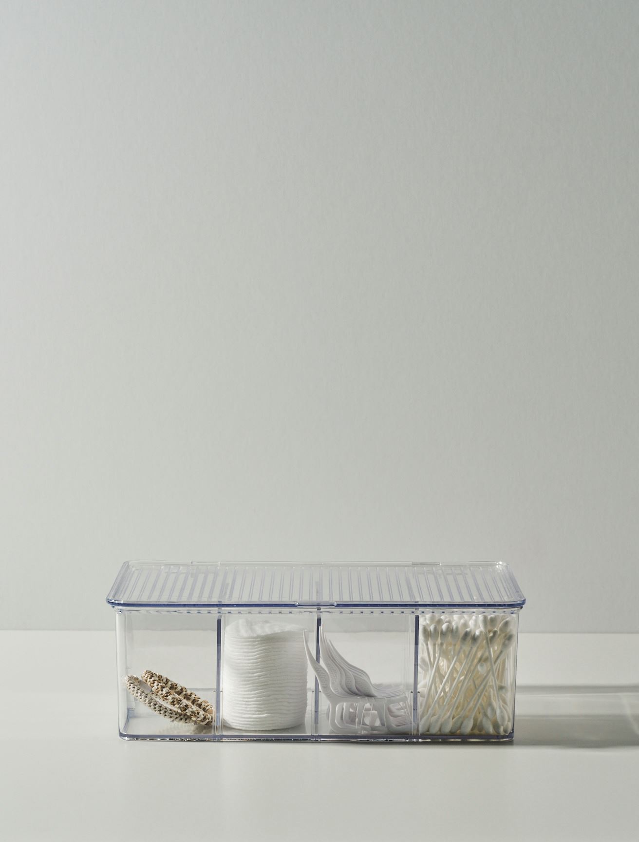 Oppbevaringsboks transparent - 17,3x27,5x9,5 cm