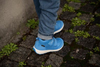 Viking Veme Reflex 2V Mid GTX Sneakers, Blue/Eggshell