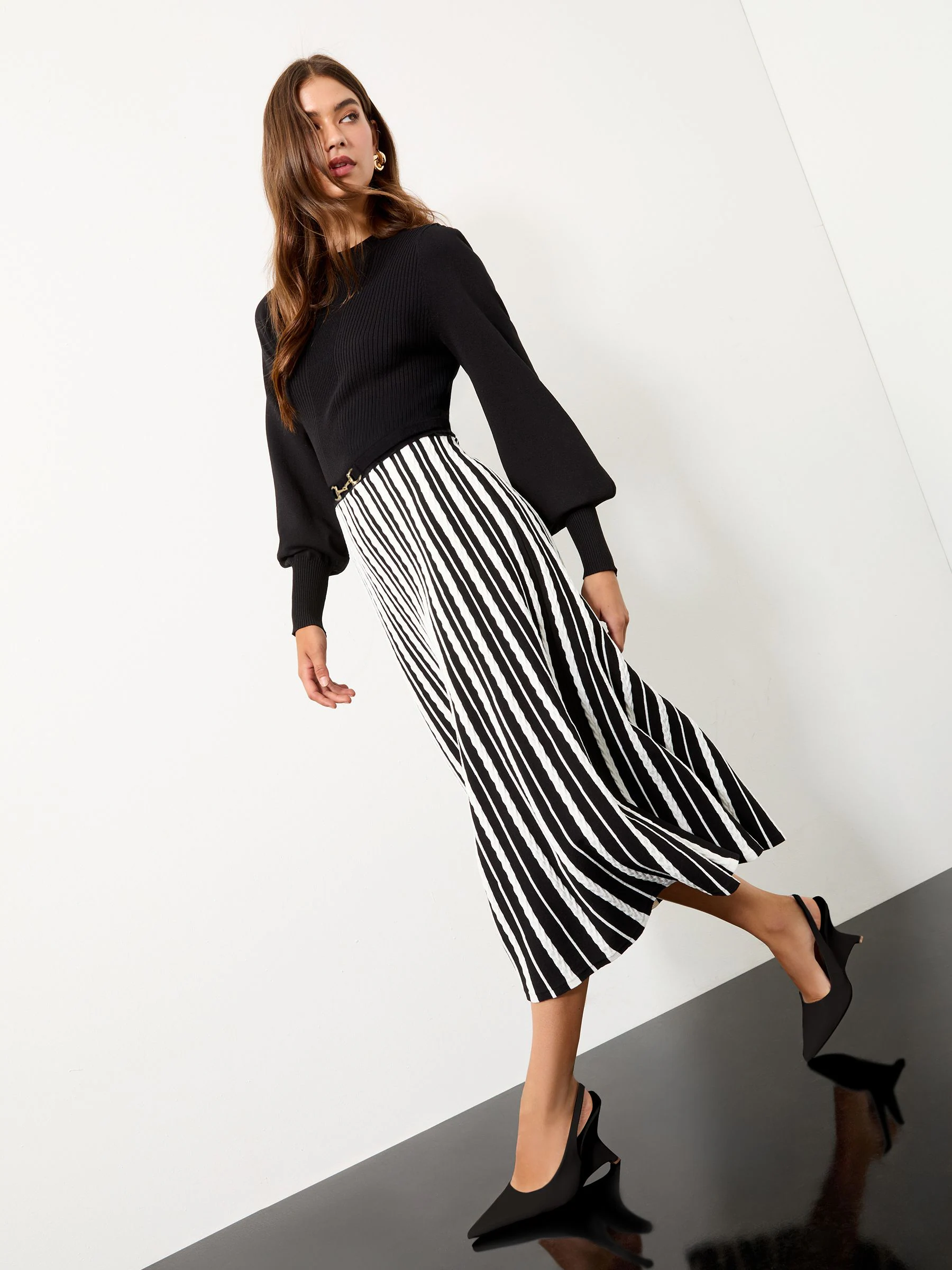 Lipsy Gold Snaffle Trim Crew Neck Long Sleeve Stripe Patterned Knitted Midi Dress