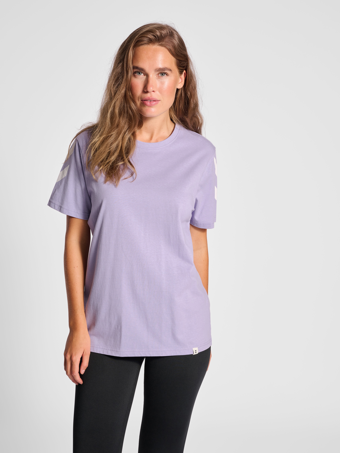 hmlLEGACY CHEVRON T-SHIRT