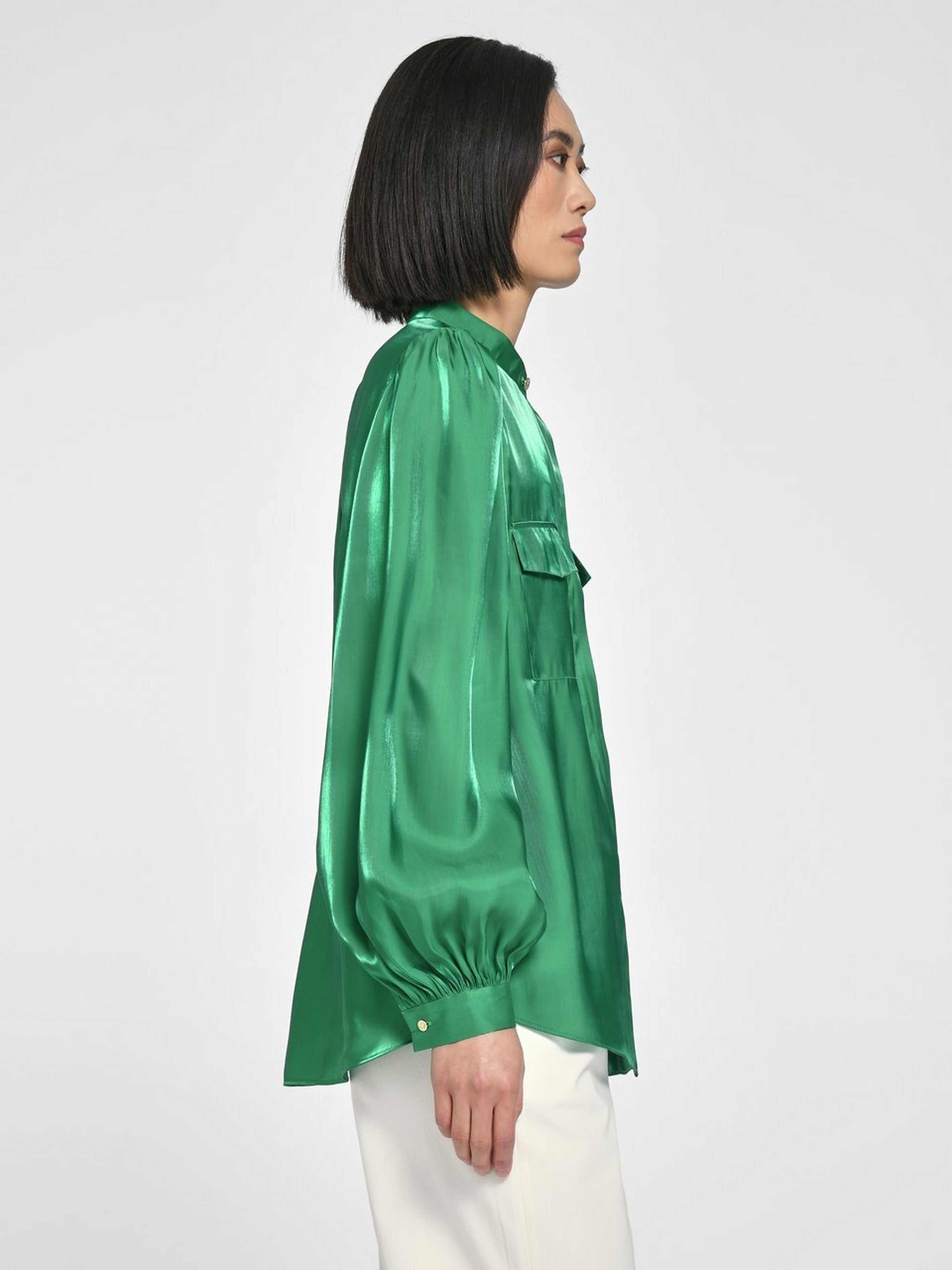 Bluse mit Stehkragen