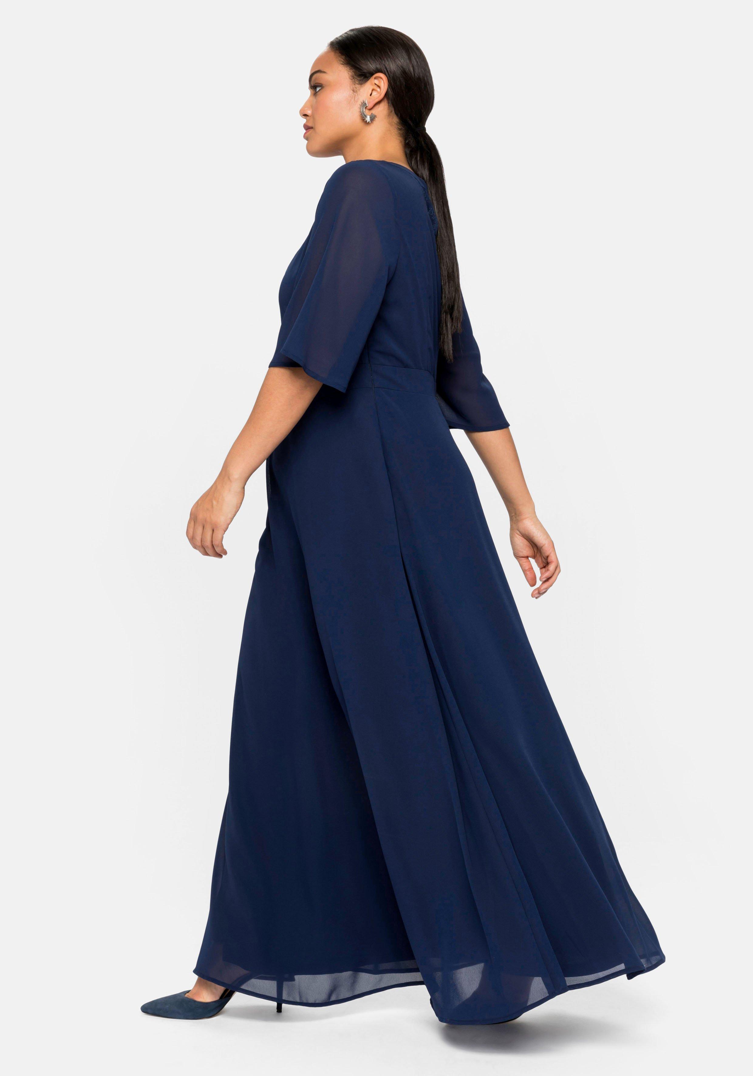 Abendkleid aus Chiffon, mit Spitzen-Einsatz
