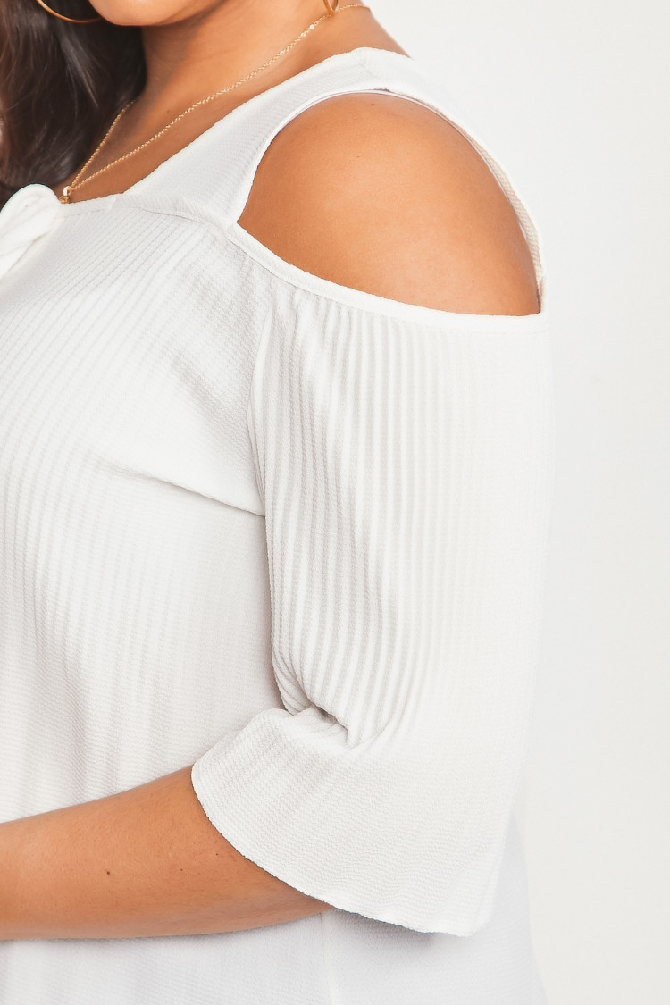 Blouse blanche épaules dénudées plissé