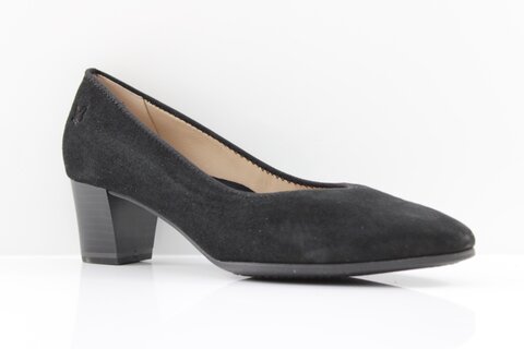 Caprice Pumps