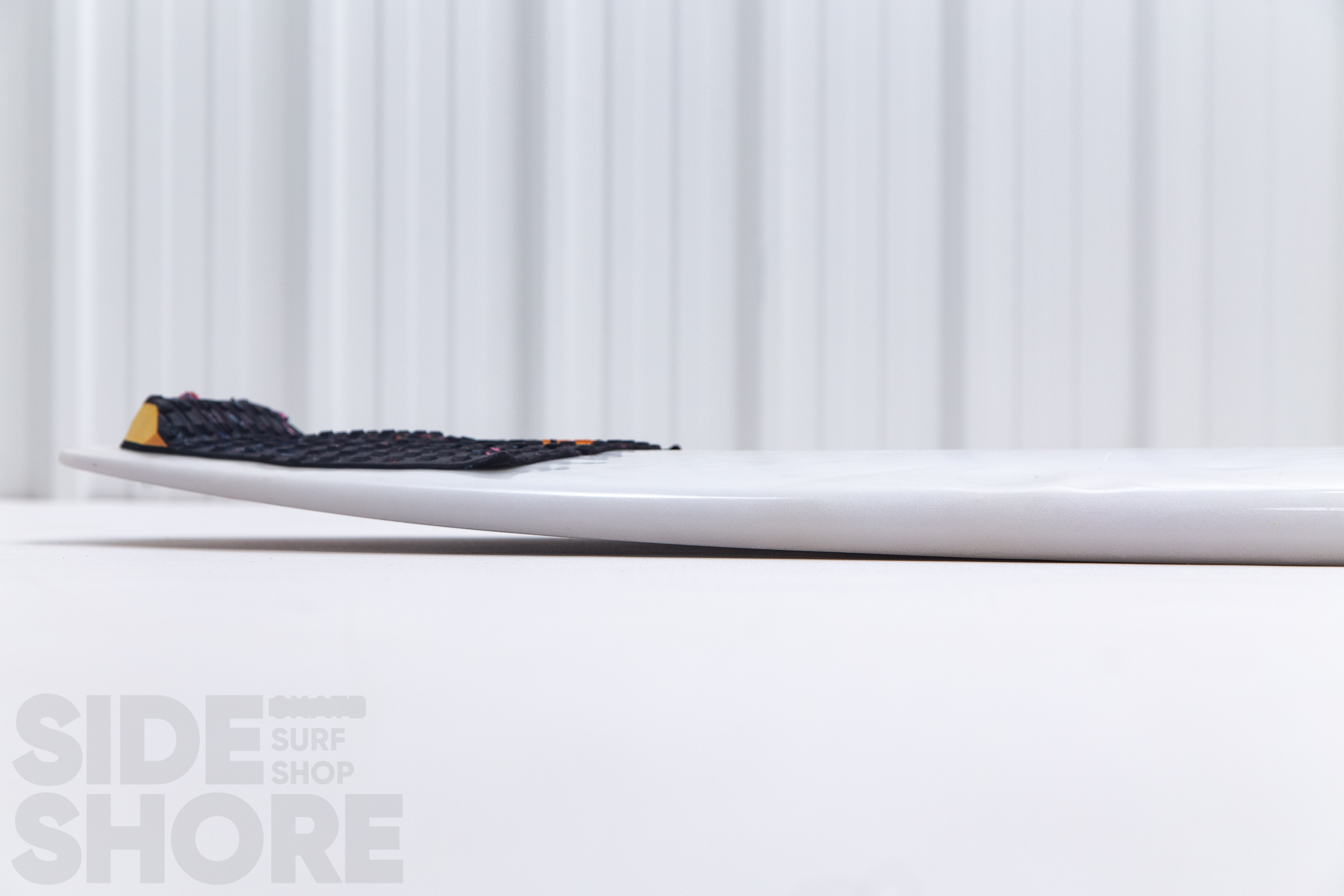 Vince Surfboards XLS - 5'5 x 17.94