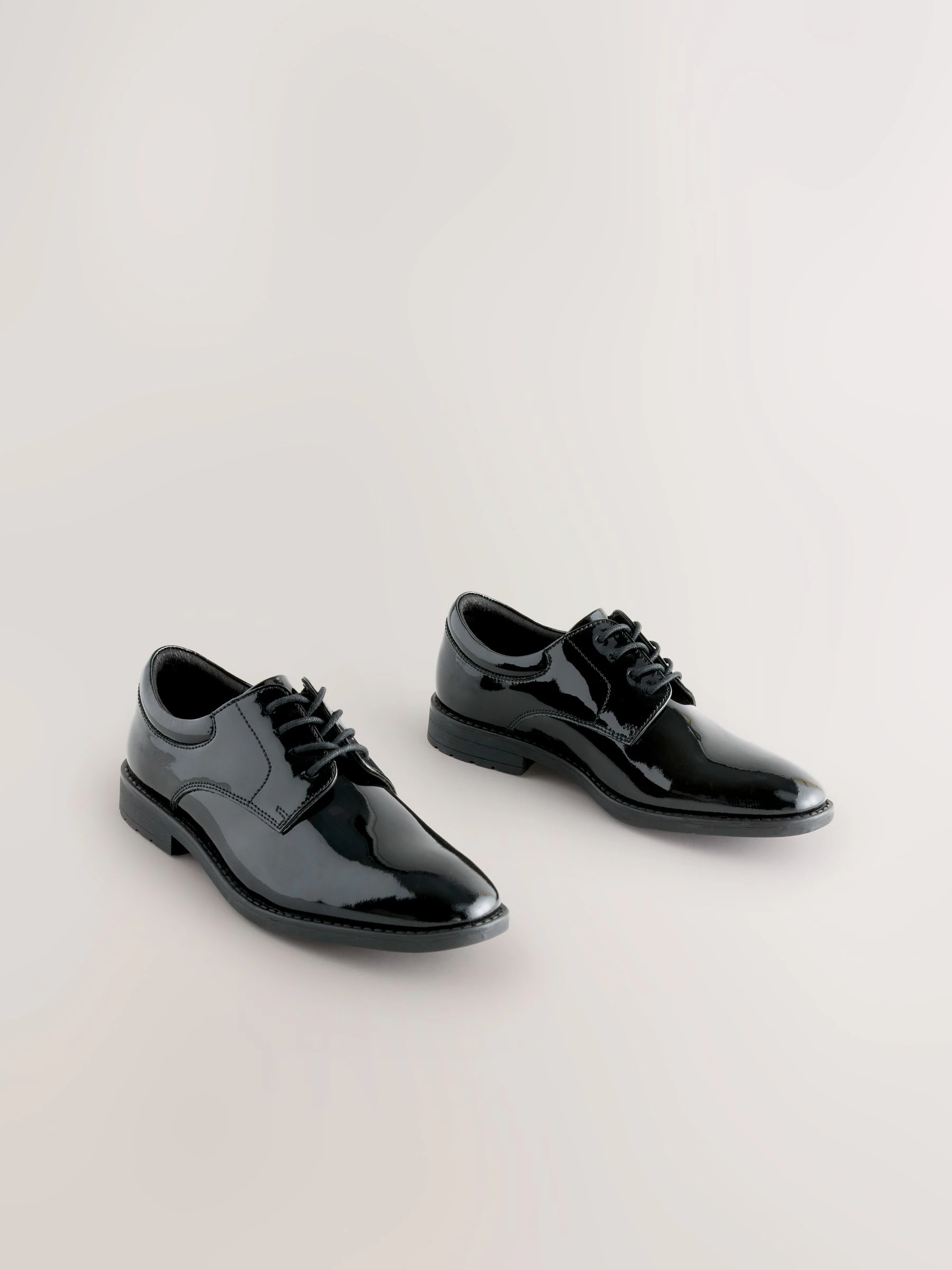 Zwart lak - Leren veterschoenen