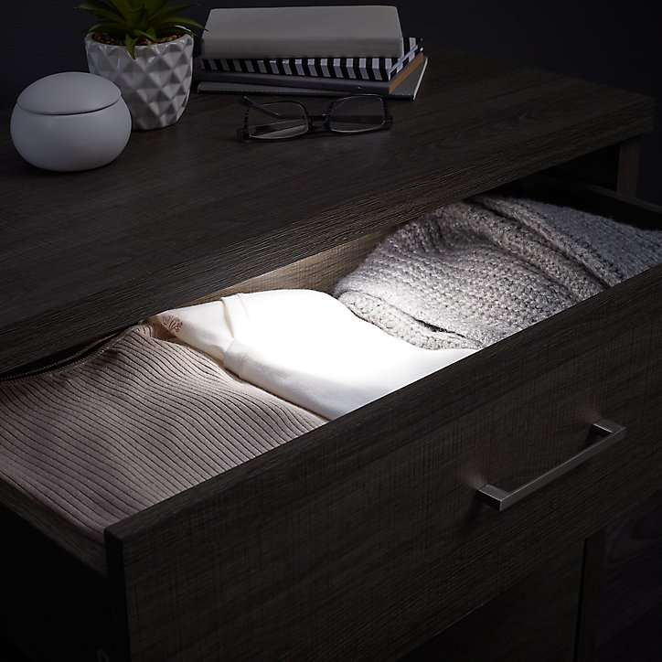 Réglette à détection LED Colours Castleford blanc 0,75W 30 cm IP20