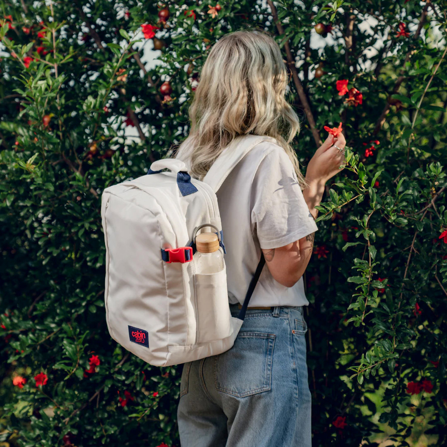 CabinZero Classic Tech 28L Cabin Backpack Cloud Nine