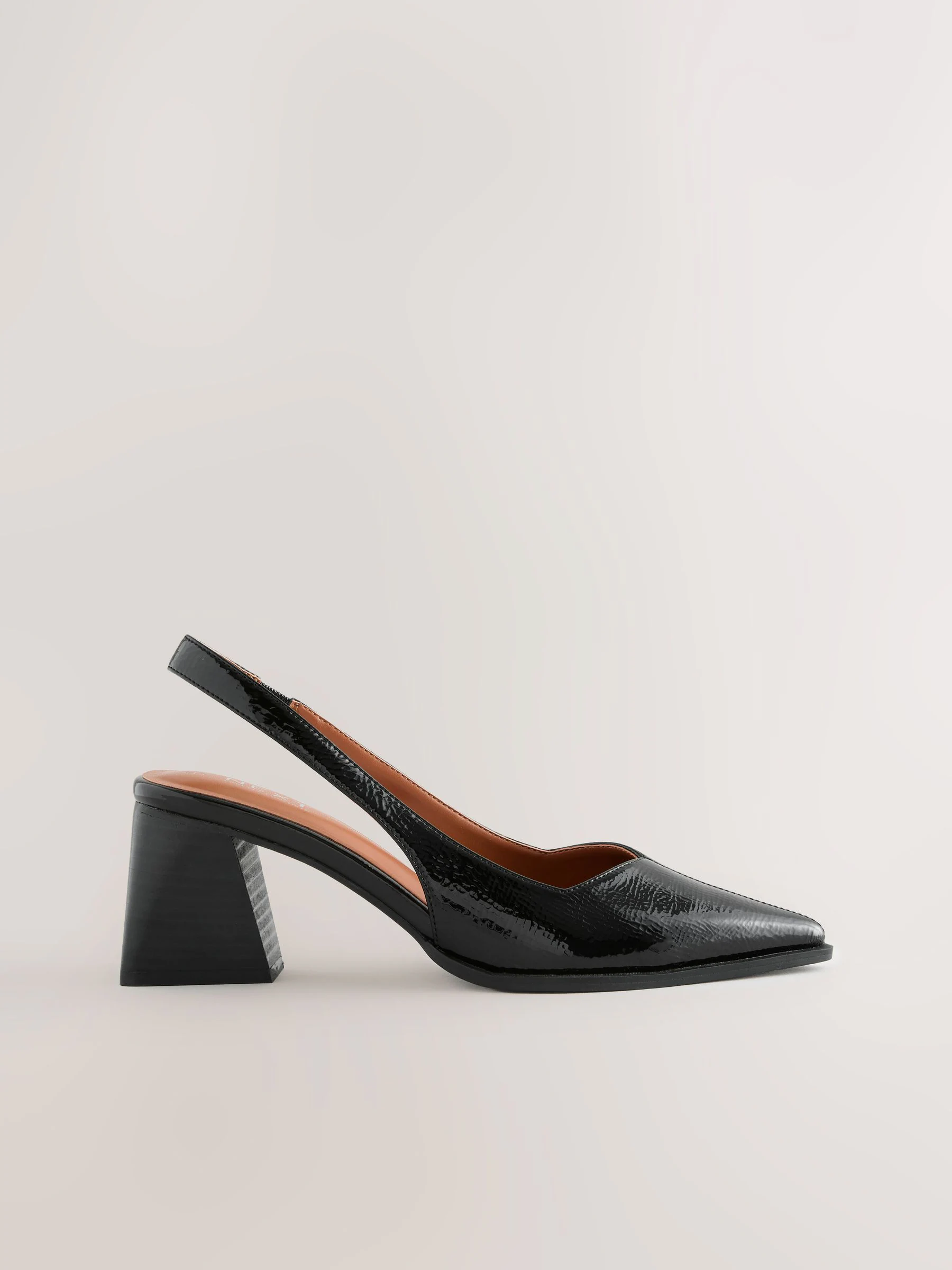 Zwart lak - Forever Comfort® Pointed Toe Slingback Block Heels