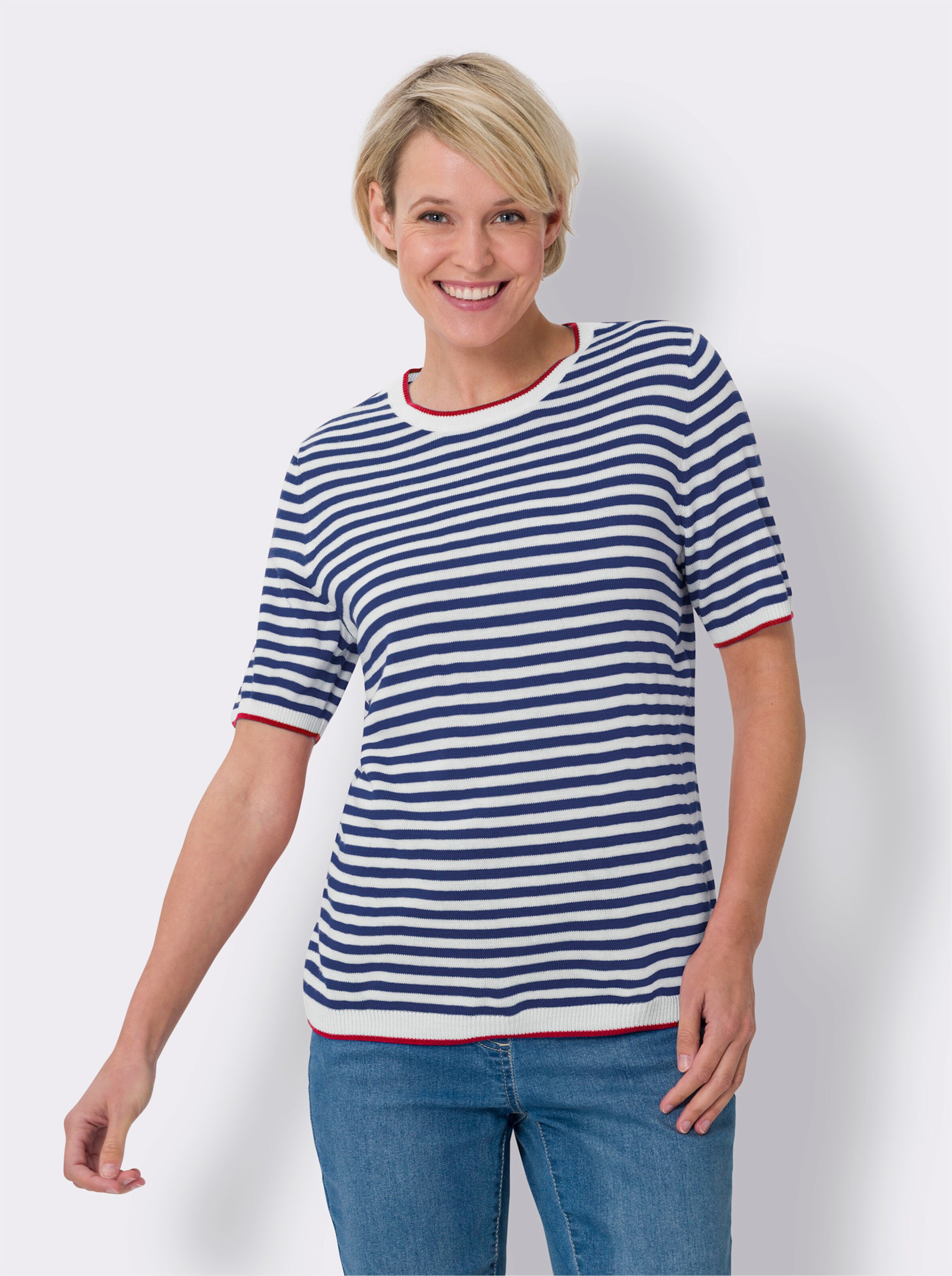 Kurzarmpullover mit Streifen-Muster allover