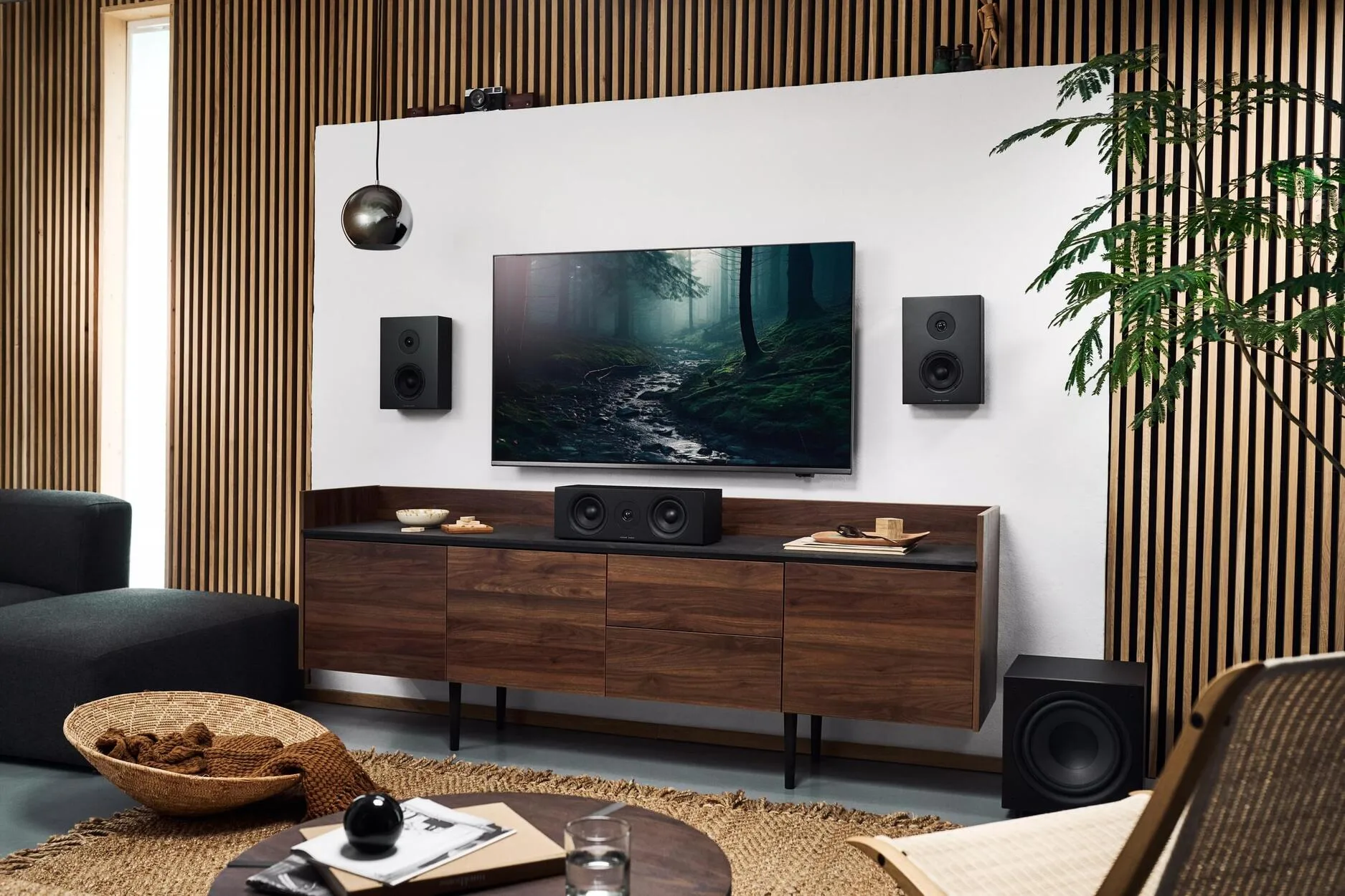 Argon Audio Forus 4 Wall Noir (la paire) Enceintes murales