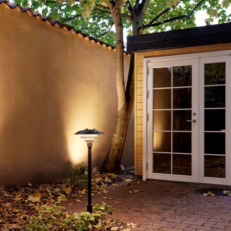 Louis Poulsen PH 3-2½ Bolder Outdoor sokkellamp Black