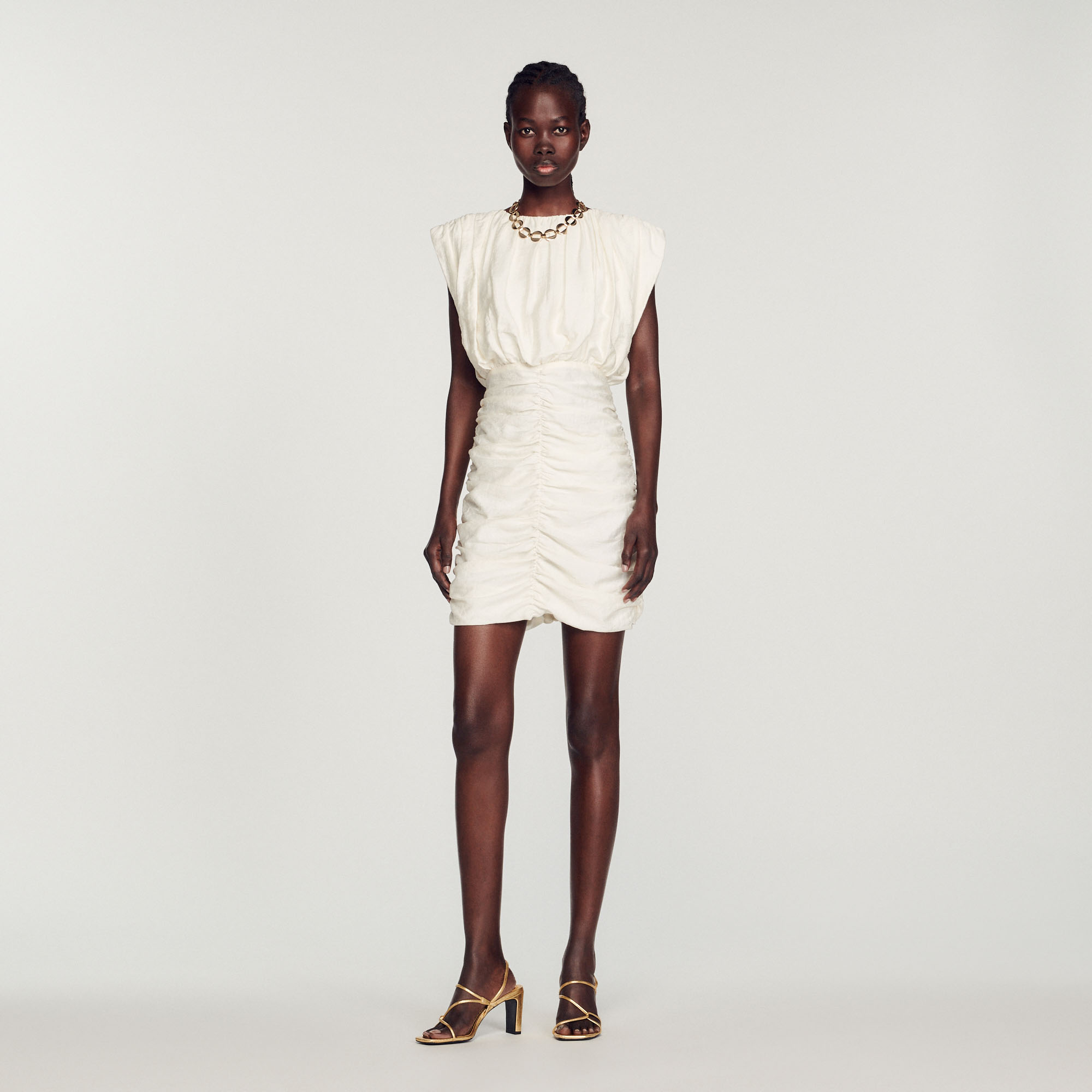 Robe courte drapee
