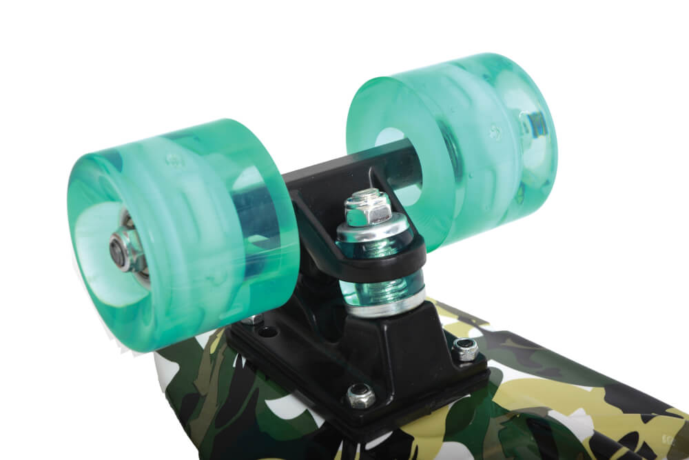 Schildkröt Funsports - Retro Skateboard FREE SPIRIT 22´ Camouflage