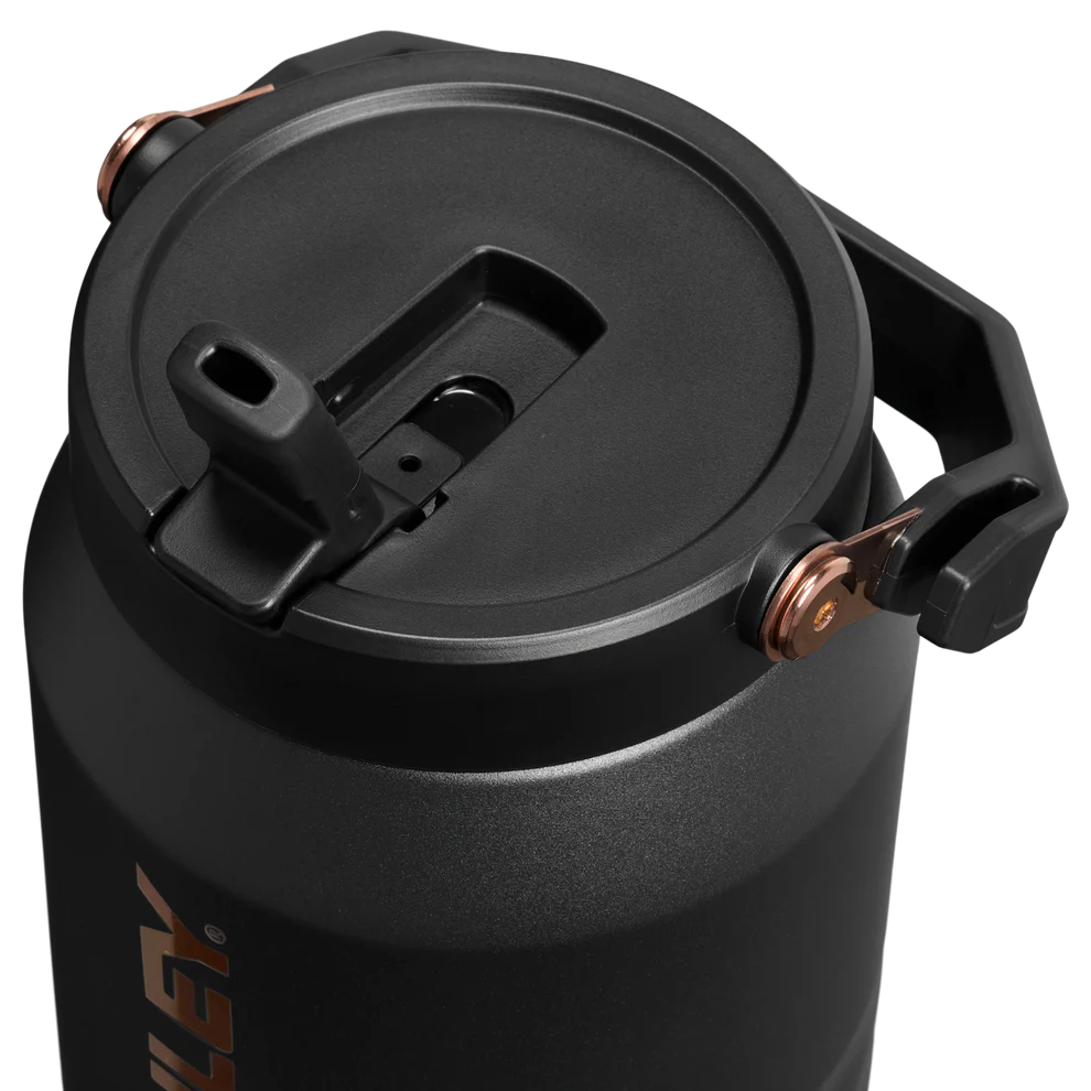 Messi x Stanley 1913 IceFlow™ Flip Straw Jug | 1.9L