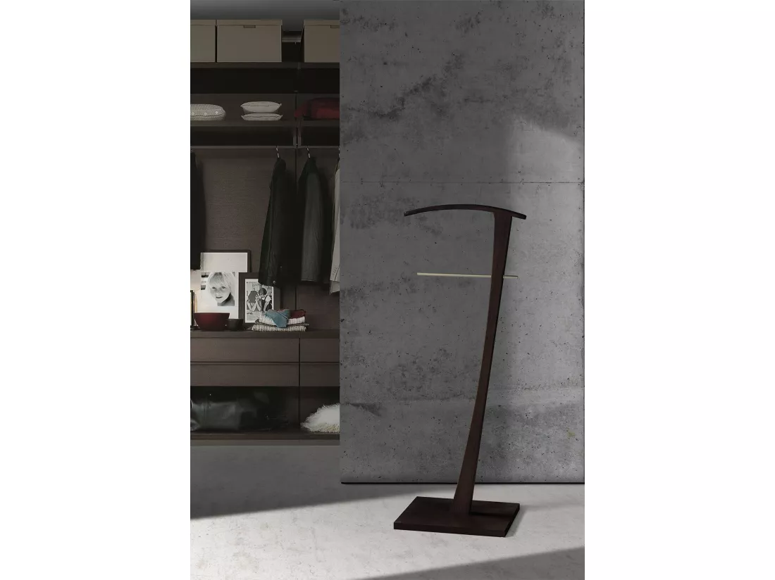 Valet de nuit - H115cm x L48cm x P28cm - hêtre massif wenge - Lindes