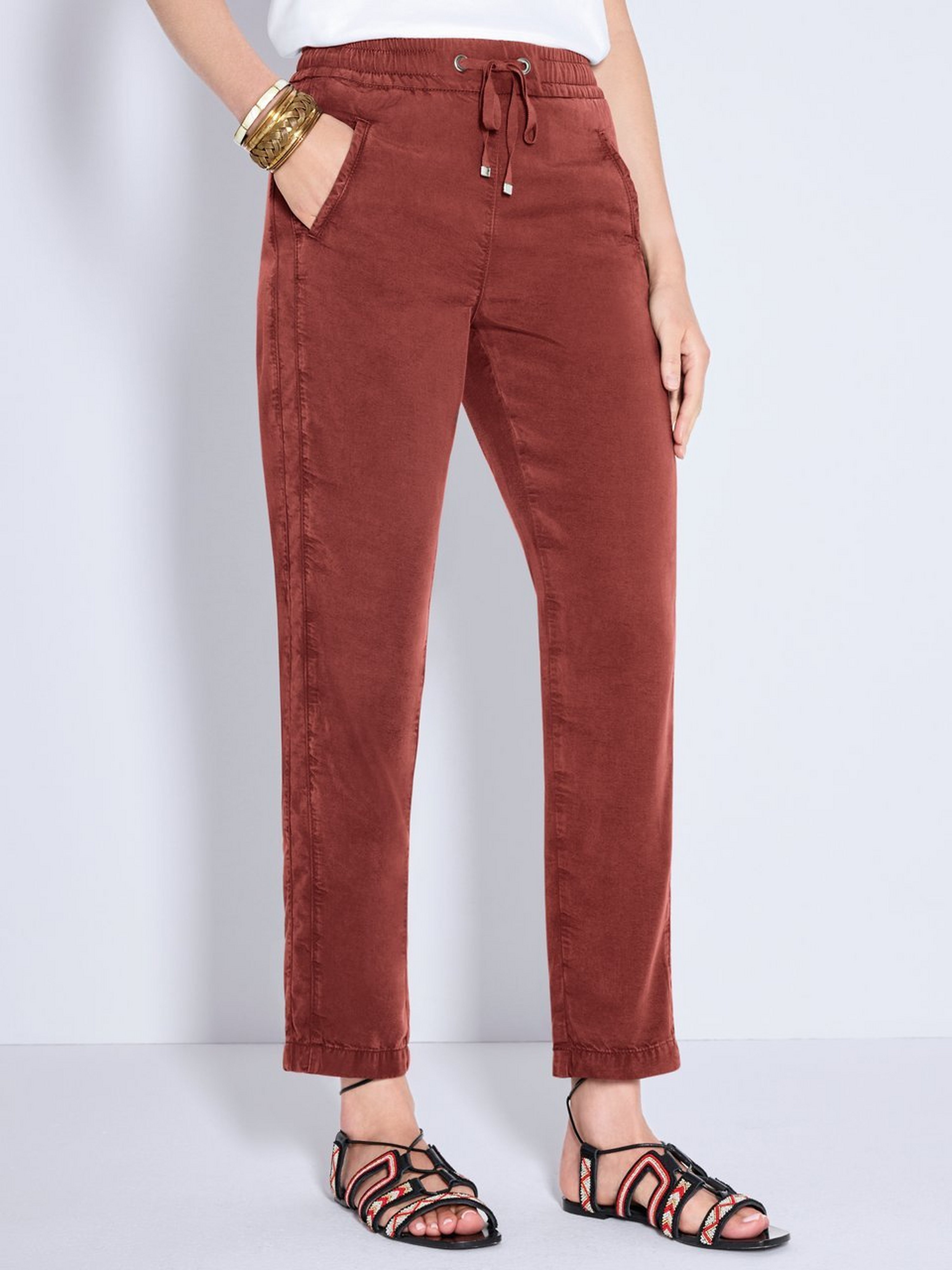 Knöchellange Hose Passform Cornelia