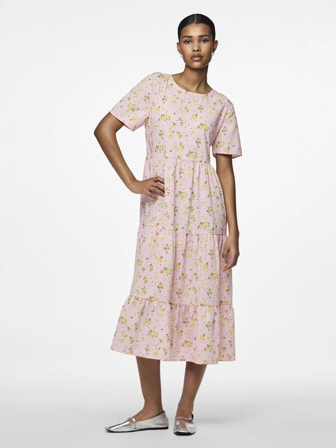 Pieces Pcstella Ss O-Neck Midi Dress 4625015 fairy tale pale banana flower
