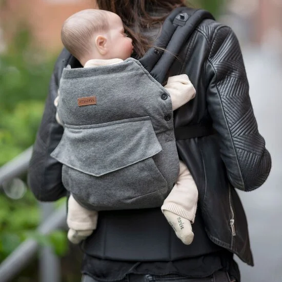 Porte-bébé cocooning   de               Maïka