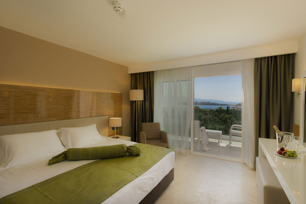 Bellazure Hotel All Inclusive