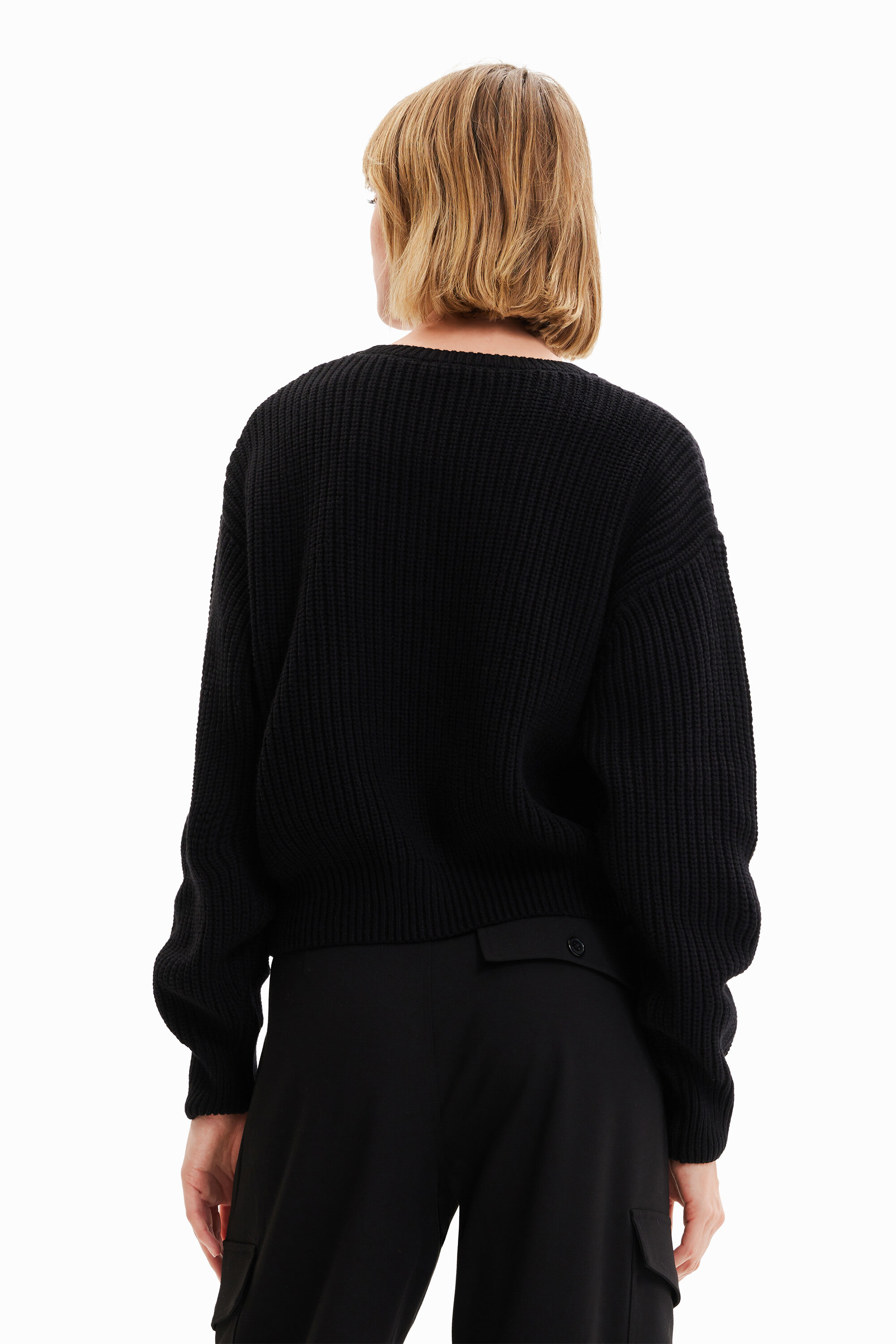 Pull brodé fleurs