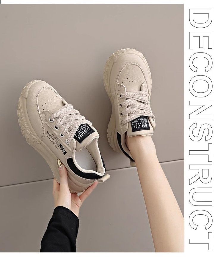 Asterisk - Veterschoenen met letters en platform