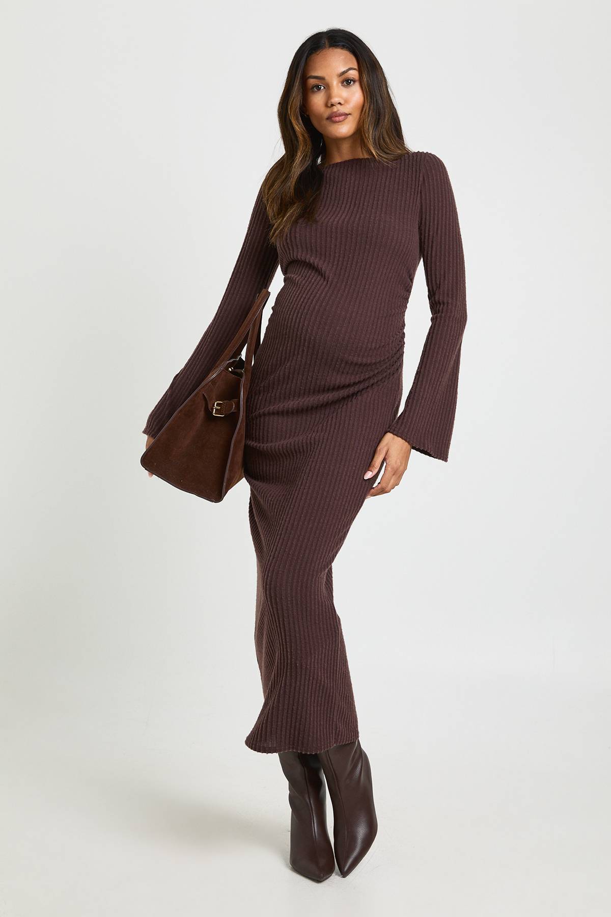 boohoo Robe de Maternité Mi-Longue à Encolure Bardot