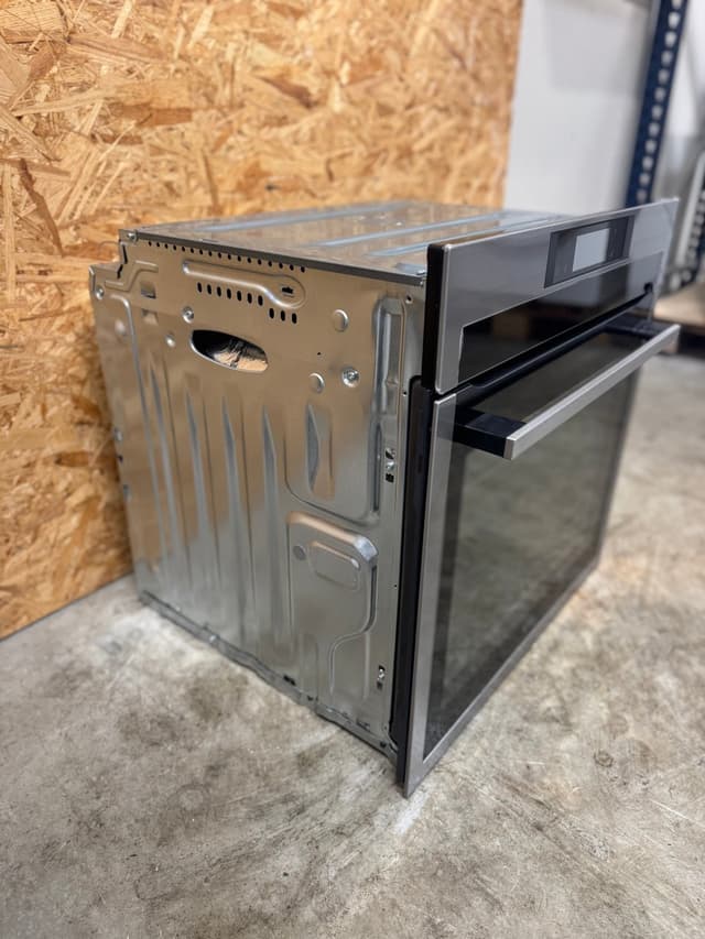 AEG indbygningsovn BFP8002M