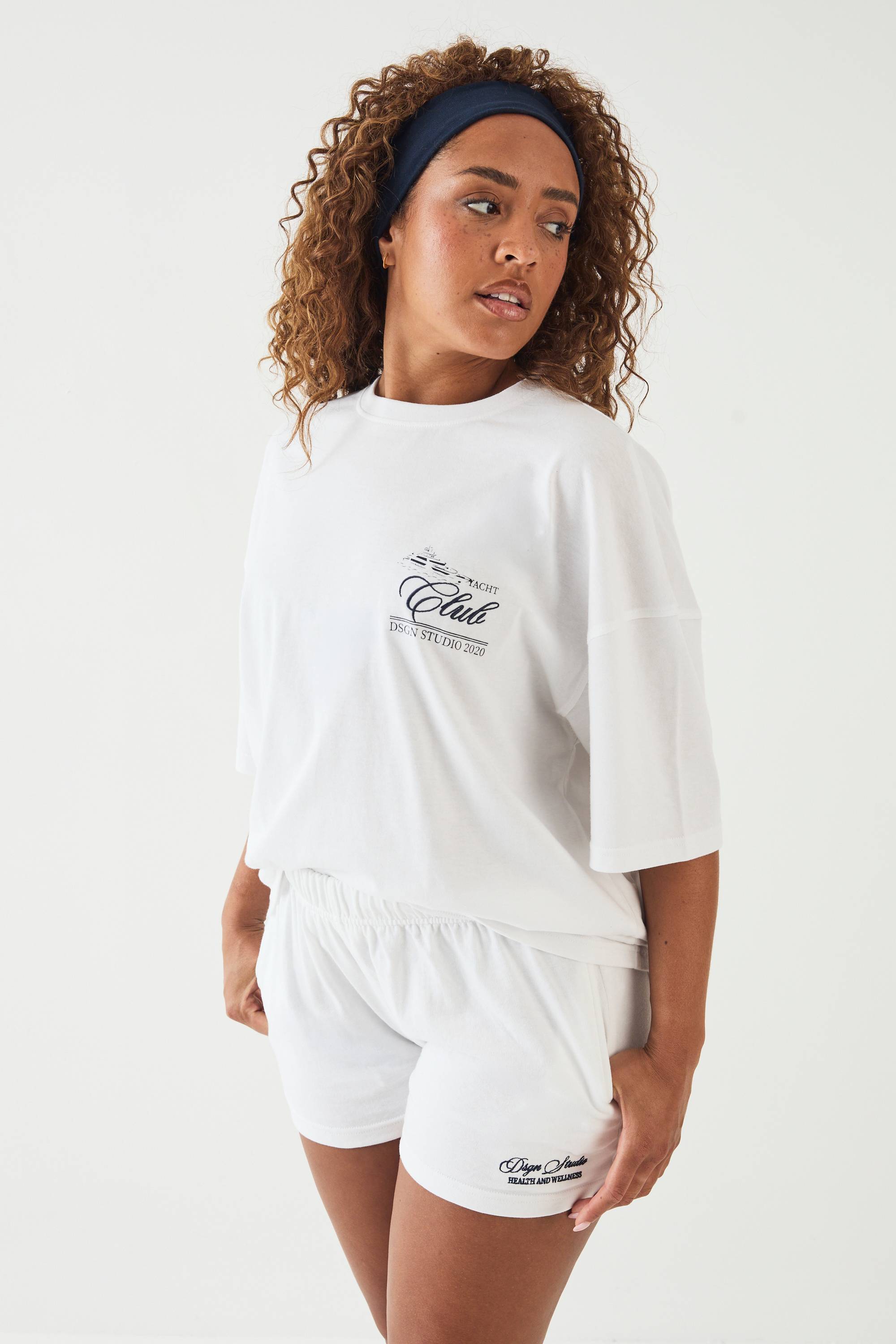 T-shirt Oversize Brodé Yacht Club Dsgn Studio