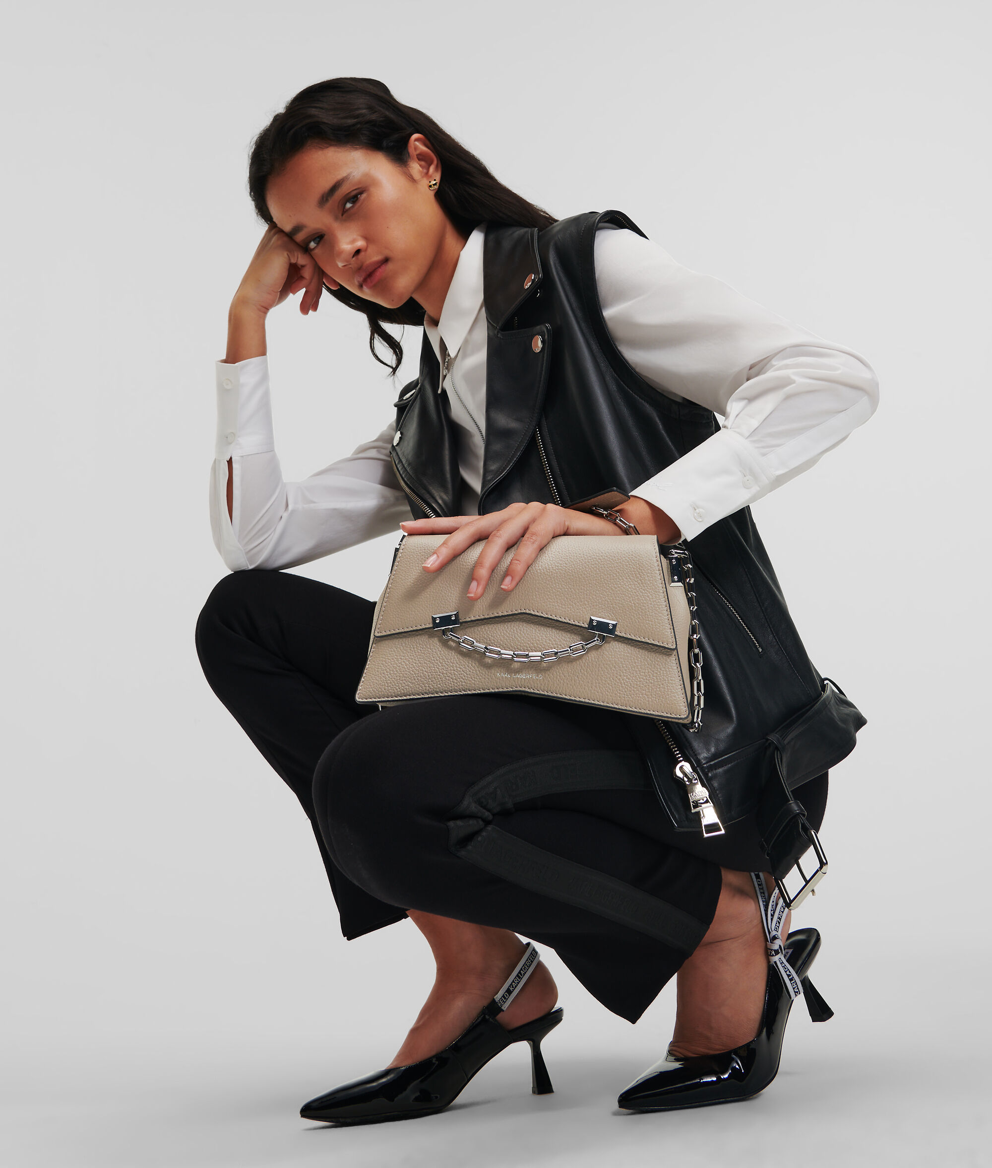 PETIT SAC BANDOULIÈRE EN CUIR GRAINÉ K/SEVEN