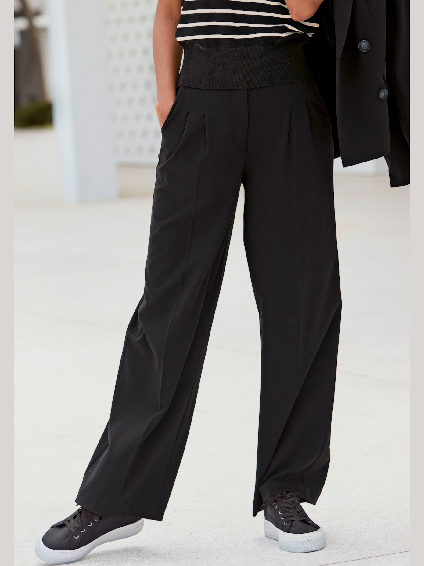 Pantalon pinces tendance à la taille