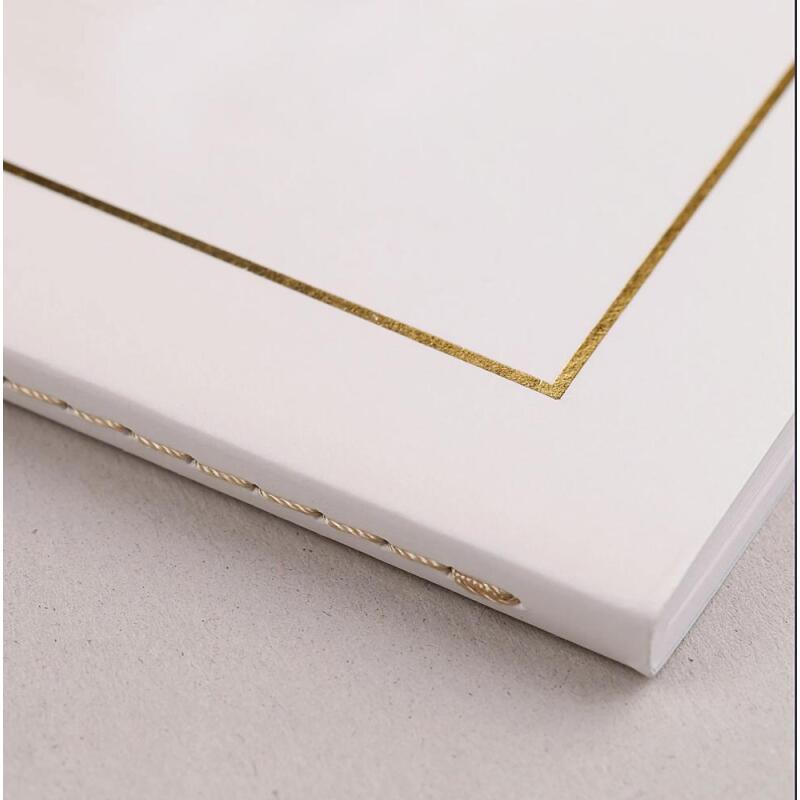 Triomphe GOLD cahier piqûre textile A4 96 pages uni papier blanc 90 g - Blanc