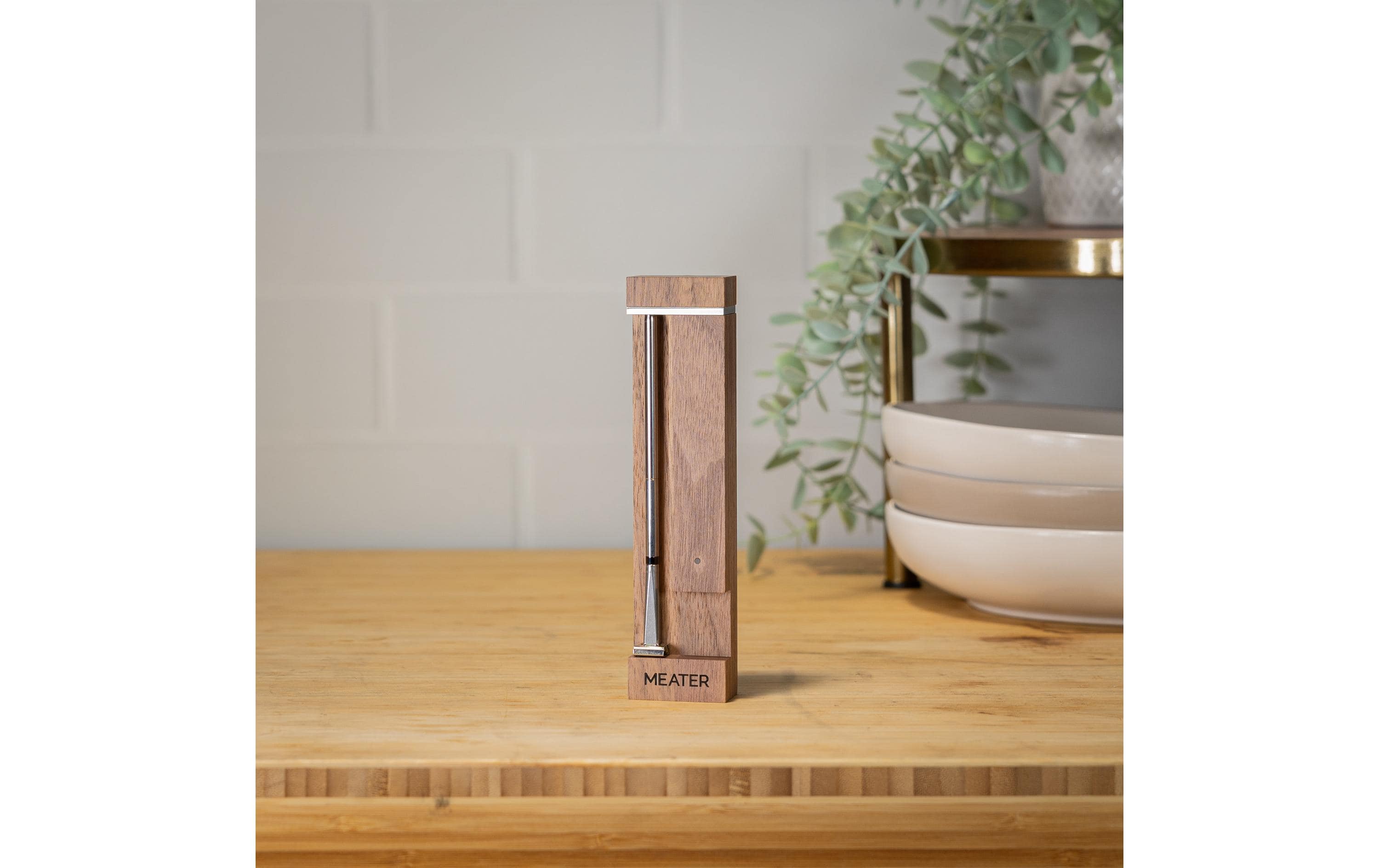 Fleischthermometer ApptionLabs Meater Pro Dunkelbraun<br>Kabelloses und smartes Fleisch-Thermometer für Ofen, Grill, Küche, BBQ Smoker mit Bluetooth 5.2 Coded PHY Long Range Connectivity