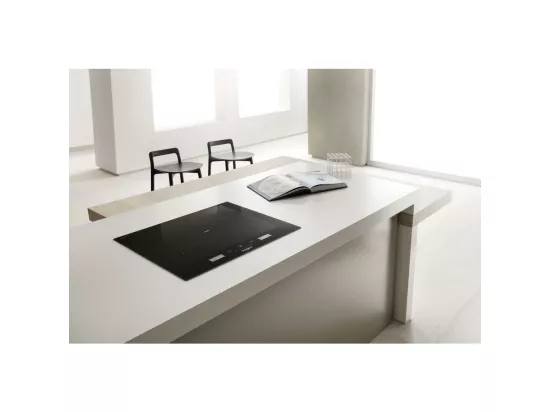 Whirlpool Table de cuisson induction 65cm 8 feux 7400w noir - smp658cneixl