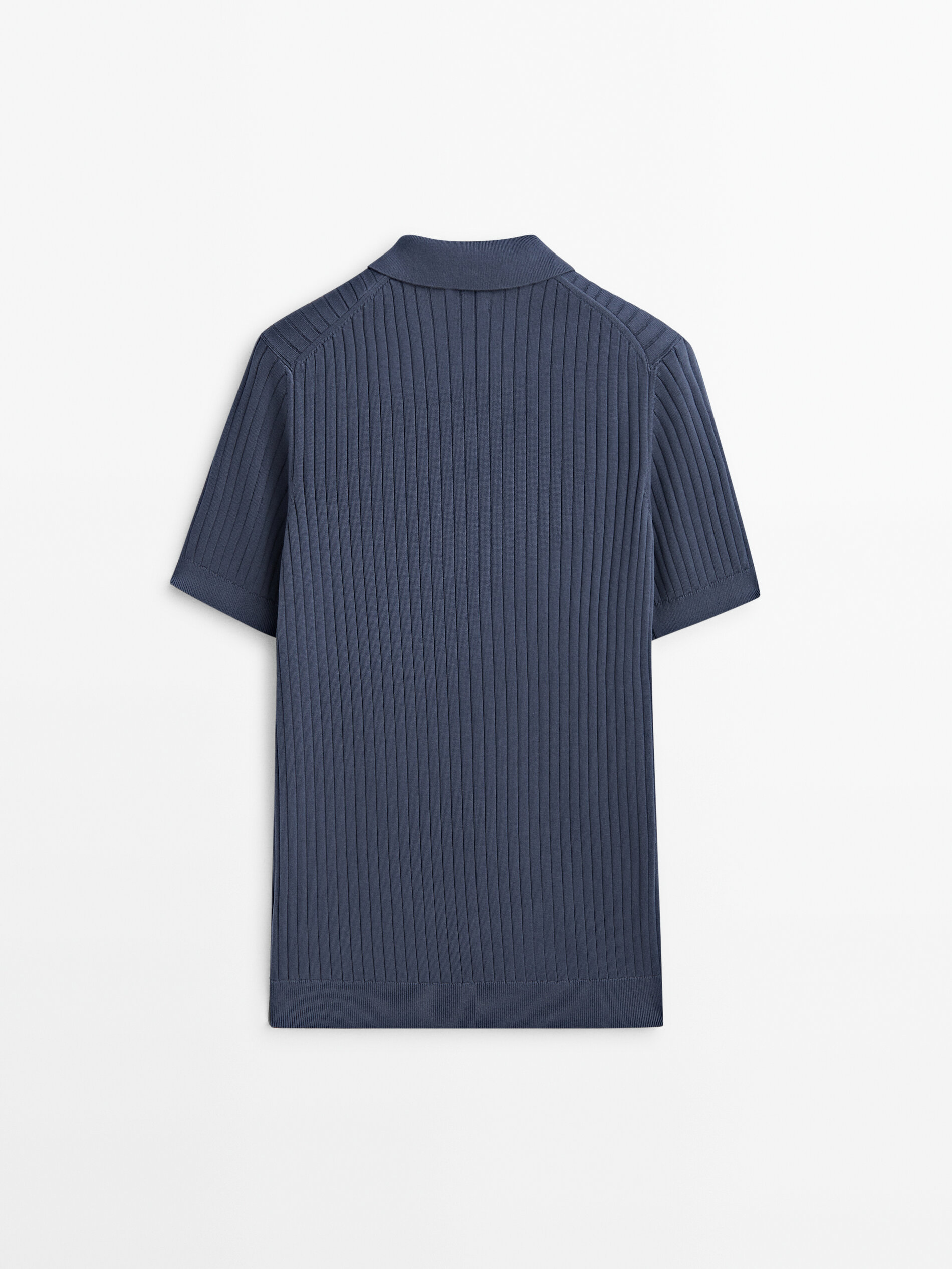 Camisa polo com canaletas curtas - Azul escuro