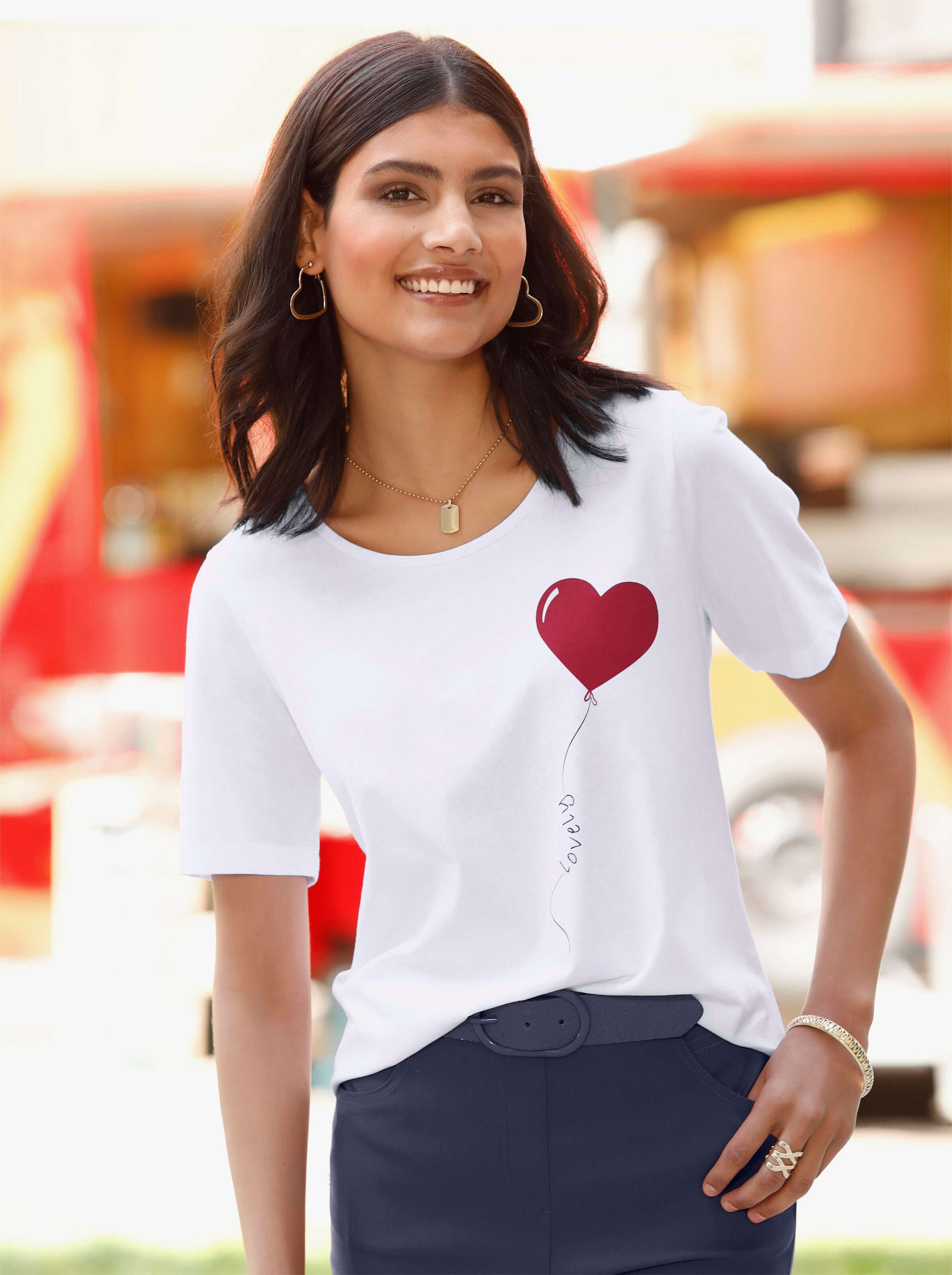 T-Shirt mit platziertem Herzmotiv