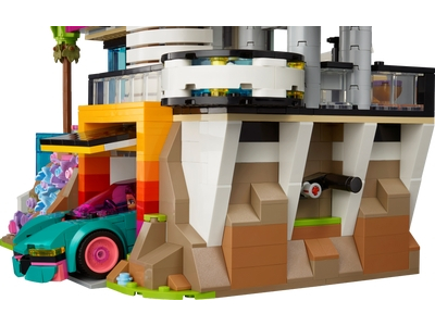 LEGO Andrea's futuristische villa (42639)