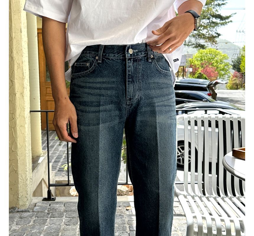 Okwano - Gewassen cropped rechte jeans met middelhoge taille