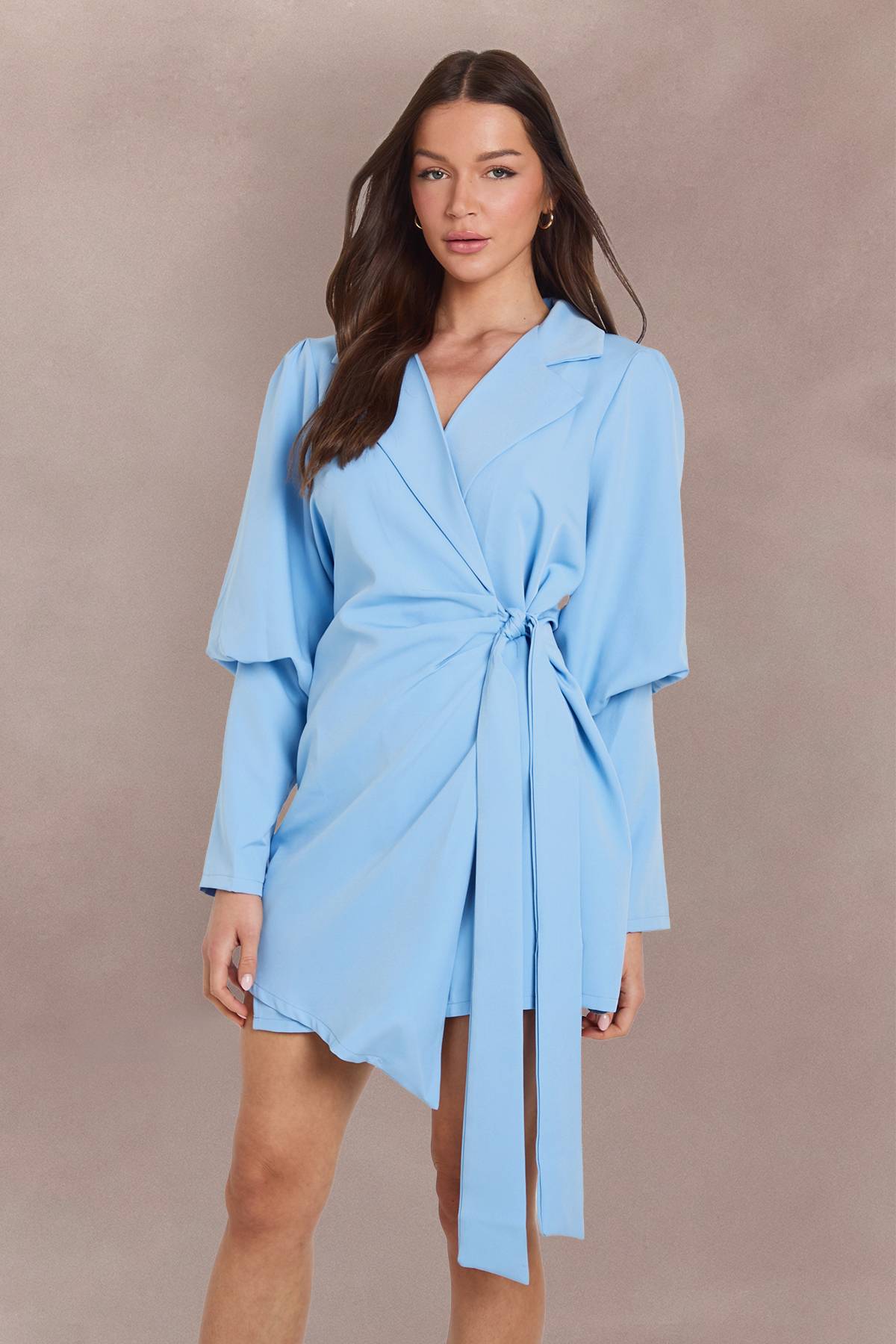 boohoo Robe Blazer À Taille Nouée Et Manches Volumineuses